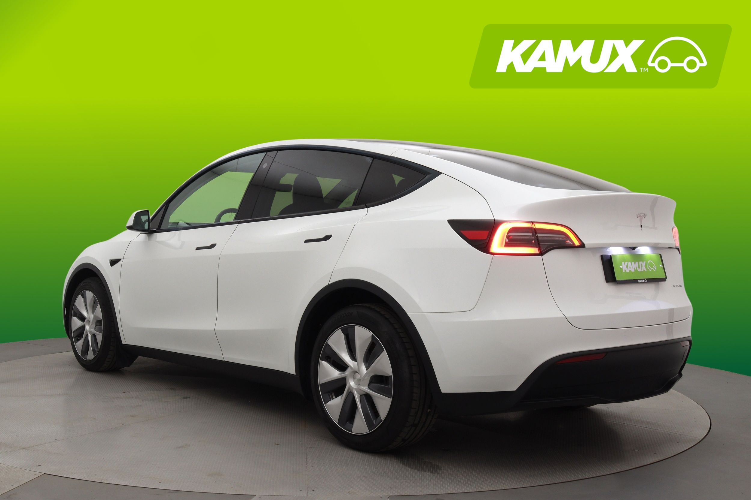 Tesla Model Y 2023, kuva 4/23
