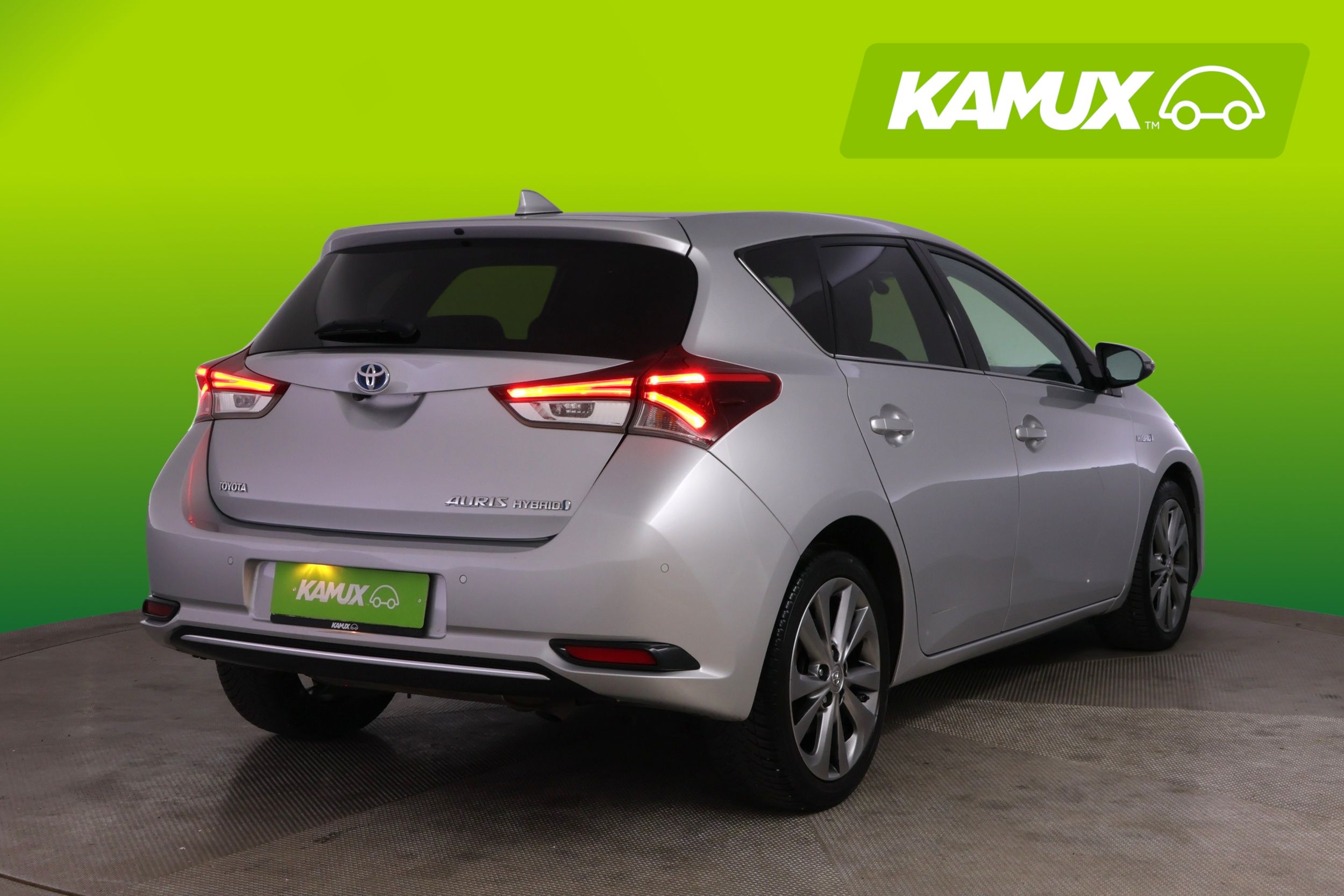 Toyota Auris 1,8 Hybrid Premium 2017, kuva 3/26