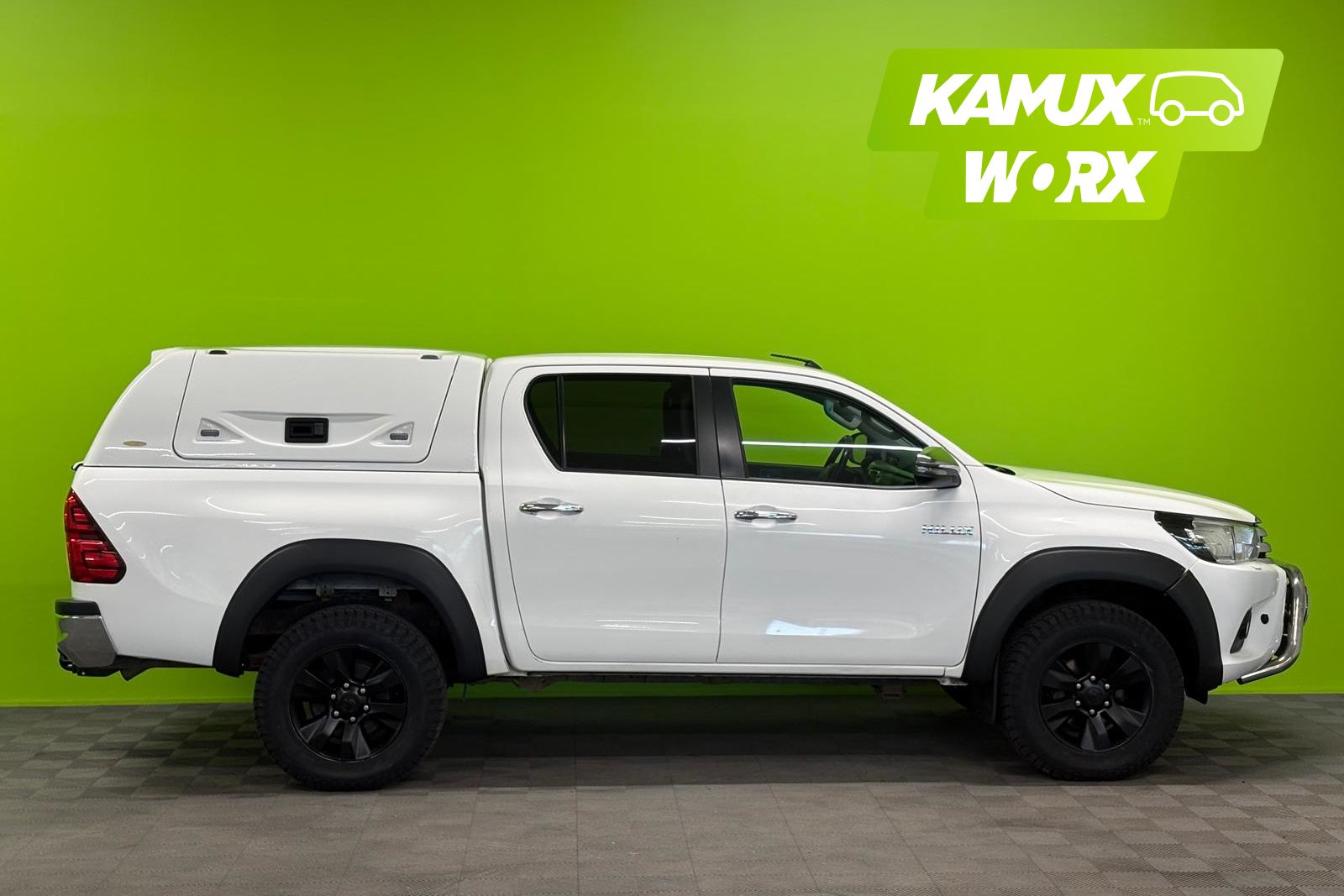 Toyota Hilux 2018, bild 2/17