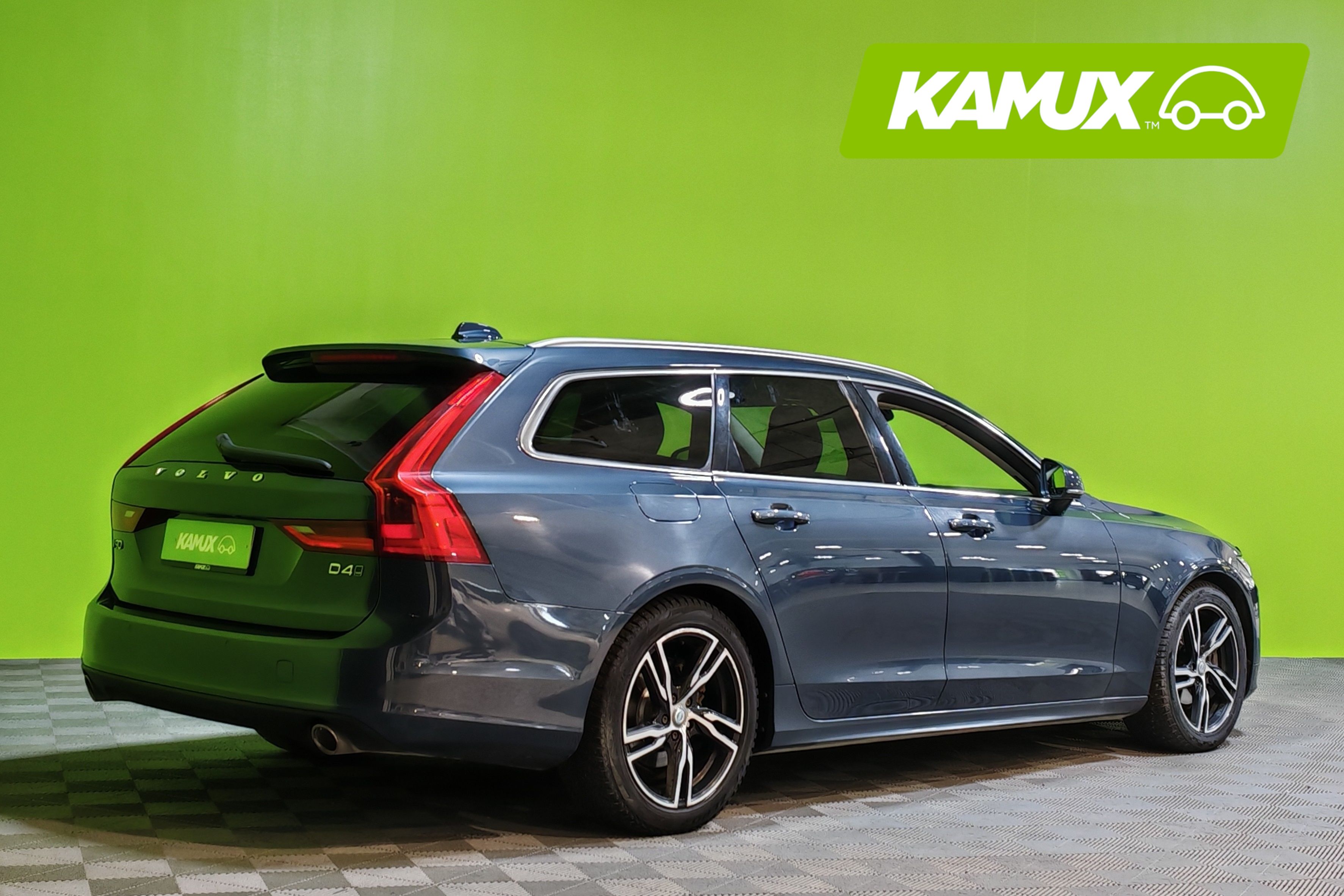 Volvo V90 D4 AWD Momentum aut 2021, photo 2/25