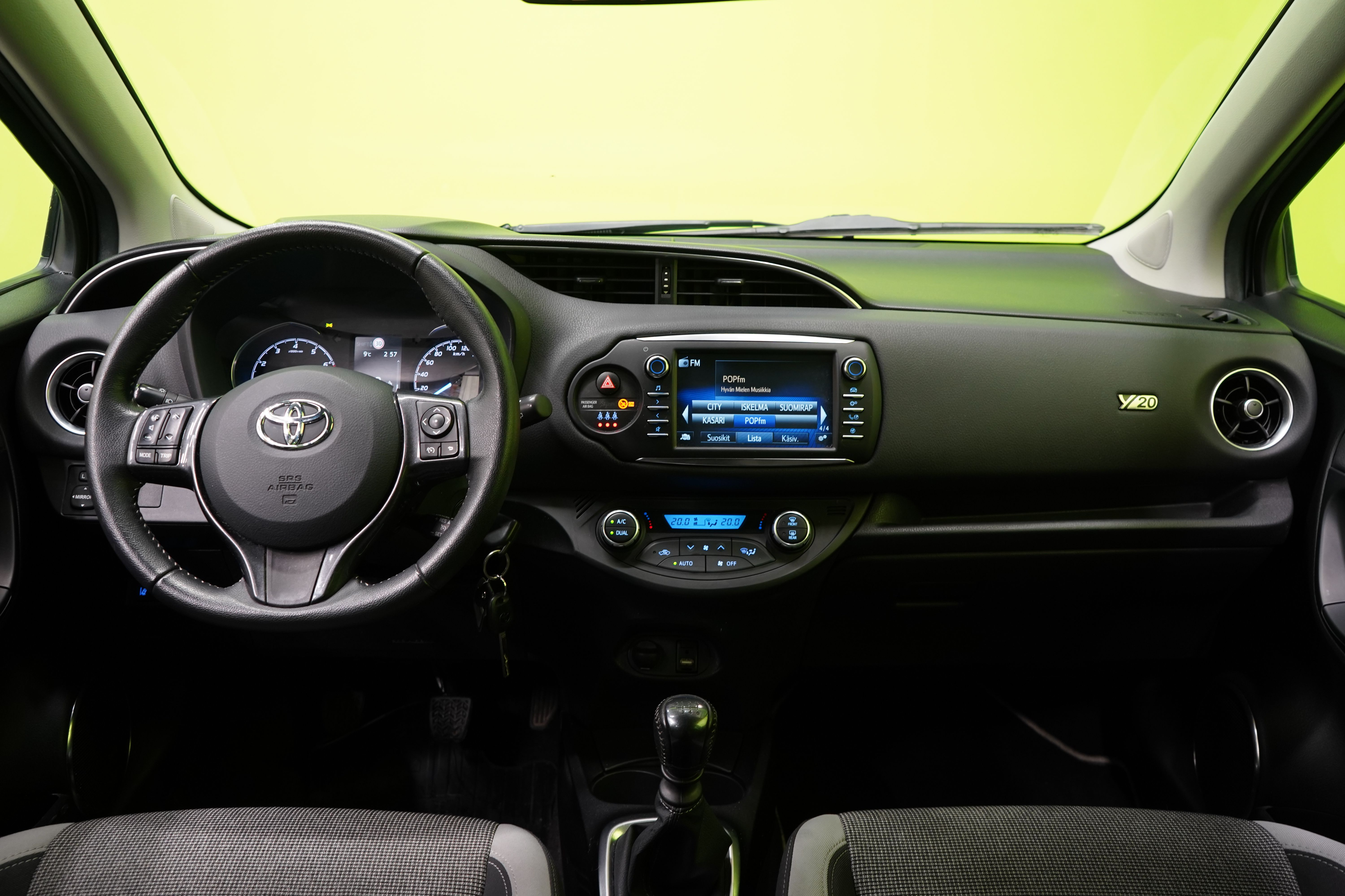 Toyota Yaris 1.5 Dual-VVT-iE 2019, bild 6/25