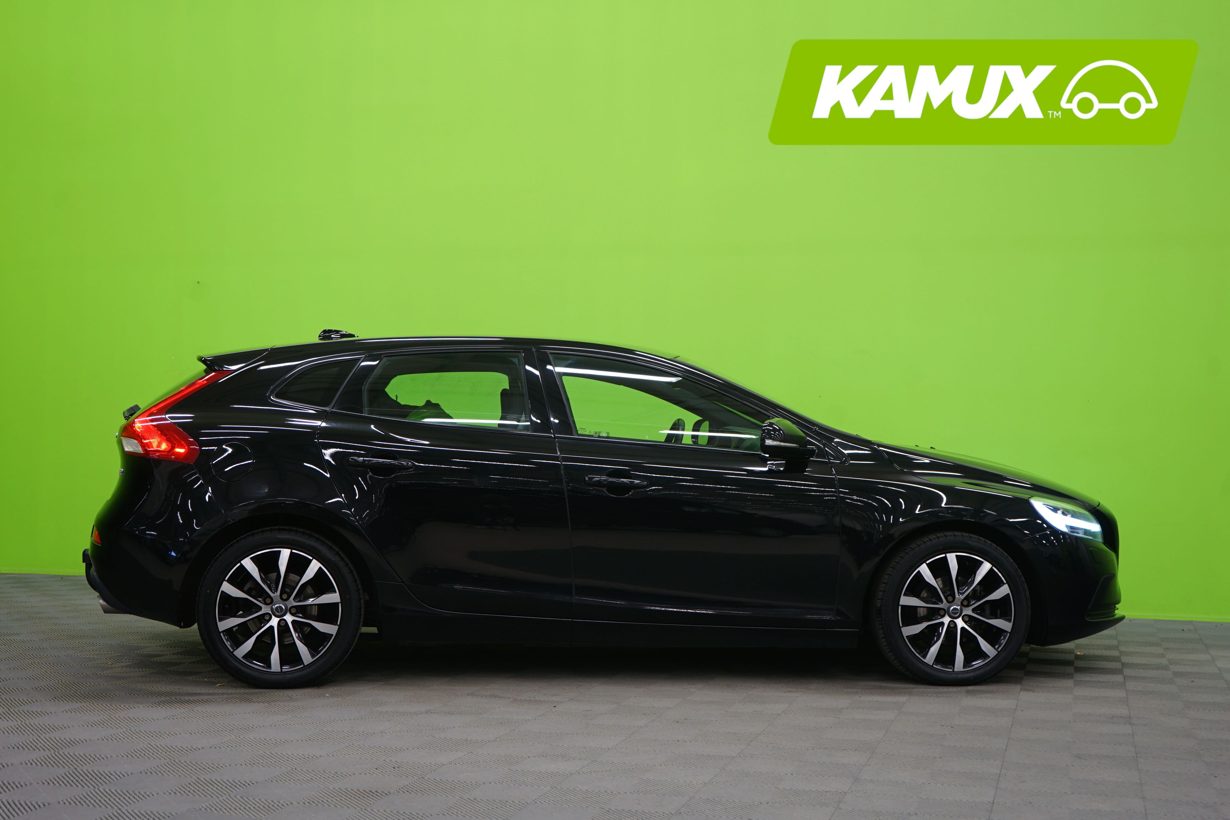 Volvo V40 D2 Dynamic Edition 2018, bild 2/24