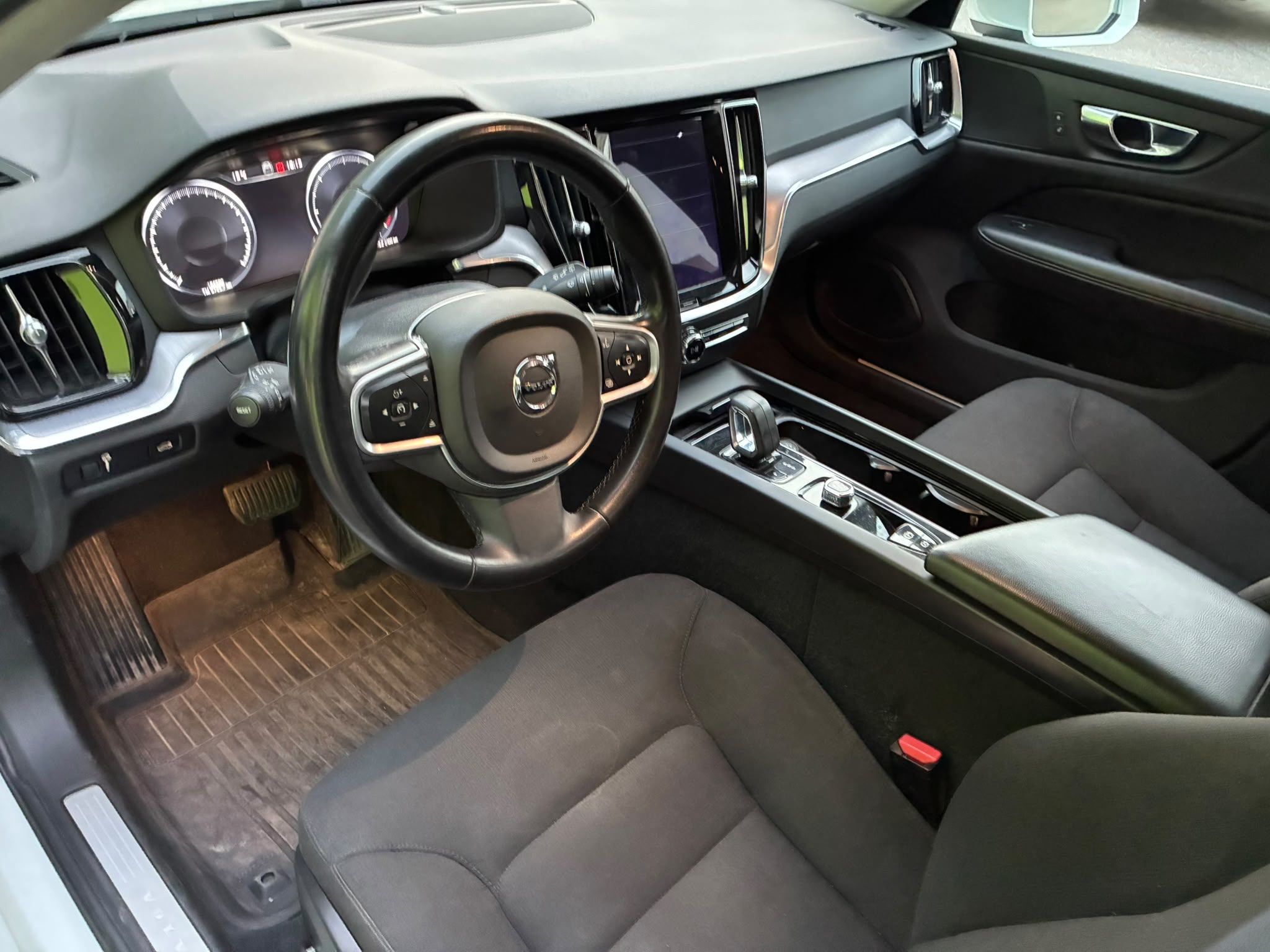 Volvo V60 B4 D-MHEV Business aut 2021, bild 3/5