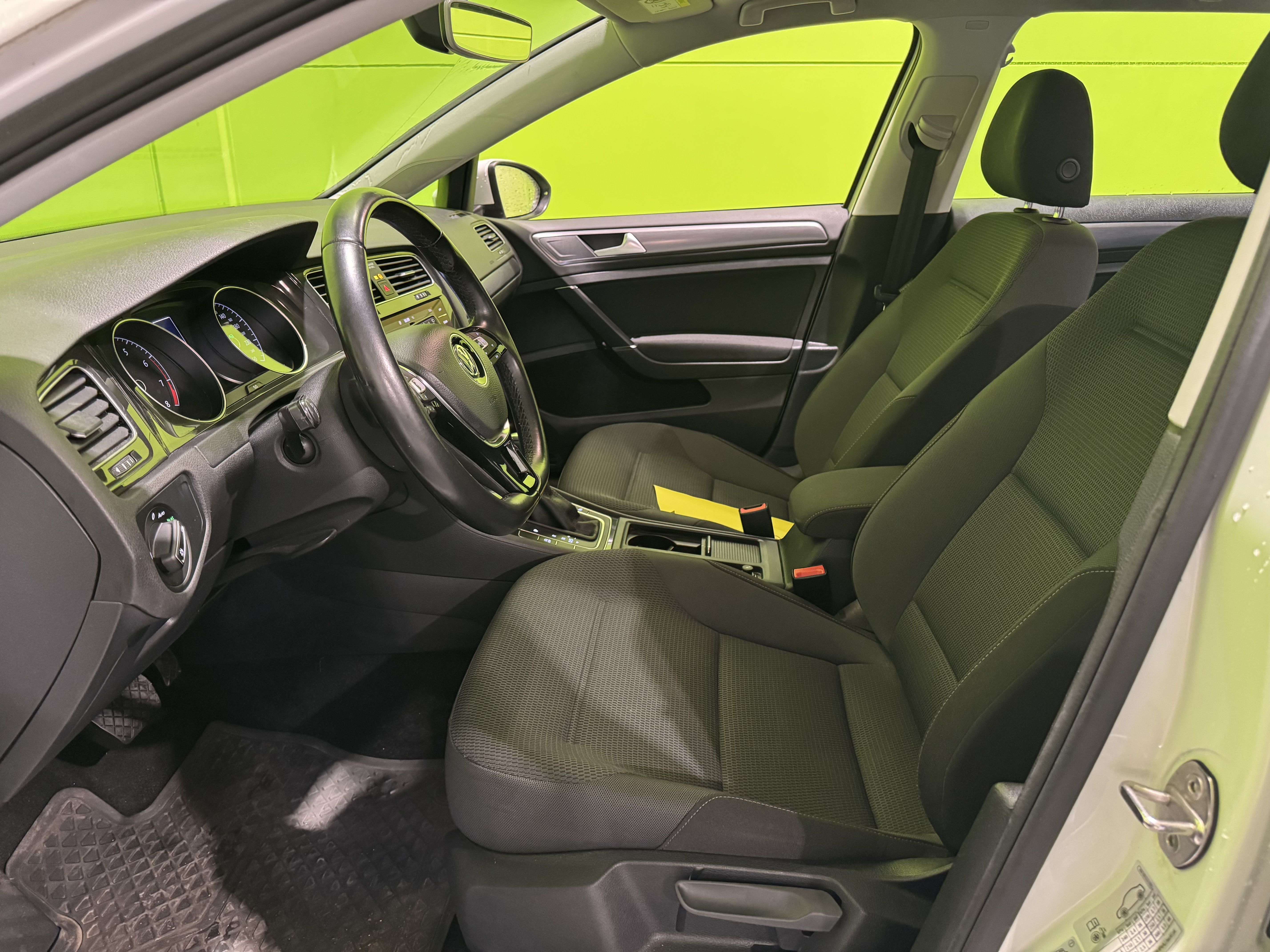 Volkswagen Golf 2020, bild 4/6