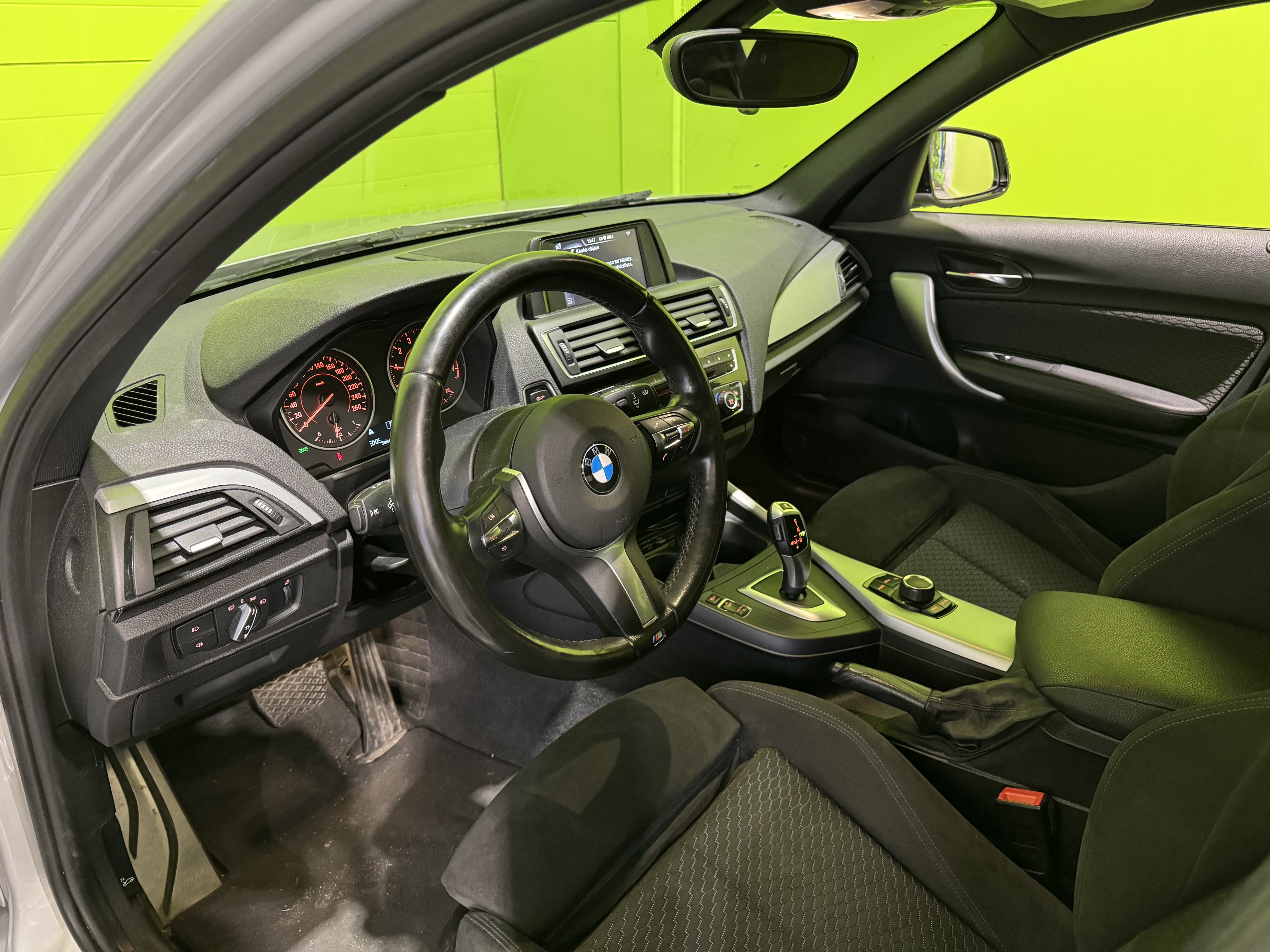 BMW 118 2017, bild 3/5
