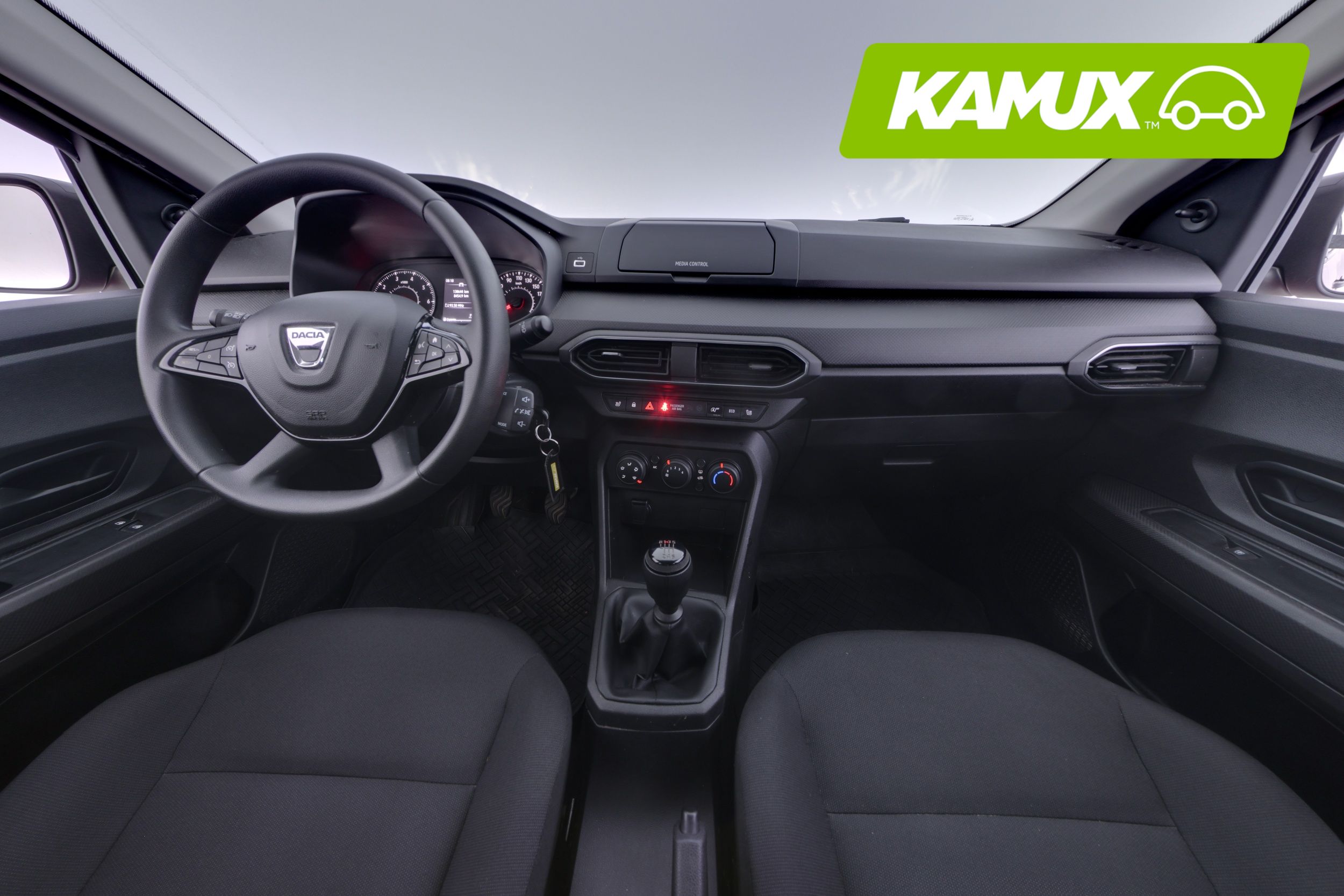 Dacia Sandero TCe 90 Essential 2021, bild 7/17