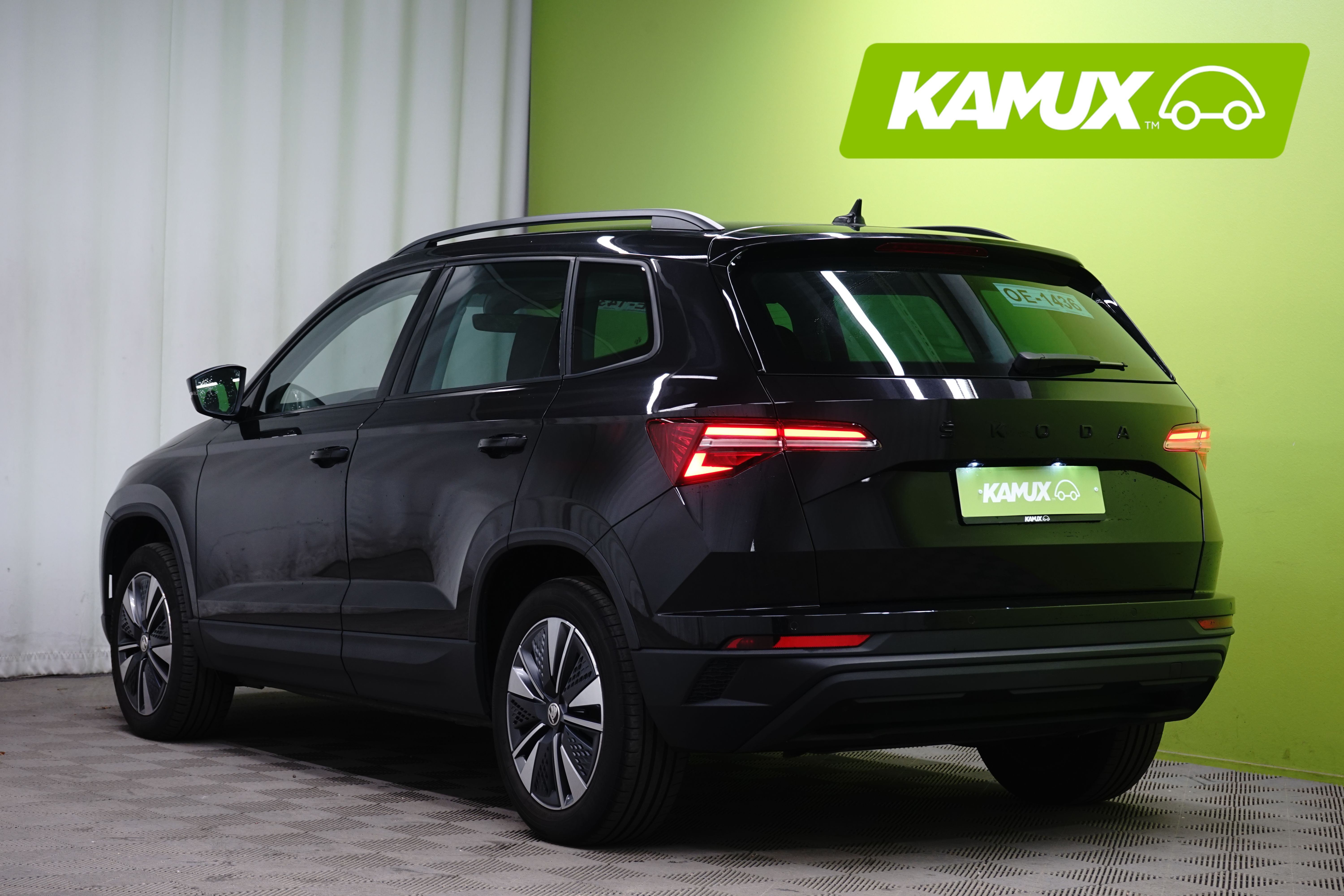 Skoda Karoq 1.5 TSI Ambition DSG 2023, bild 4/36