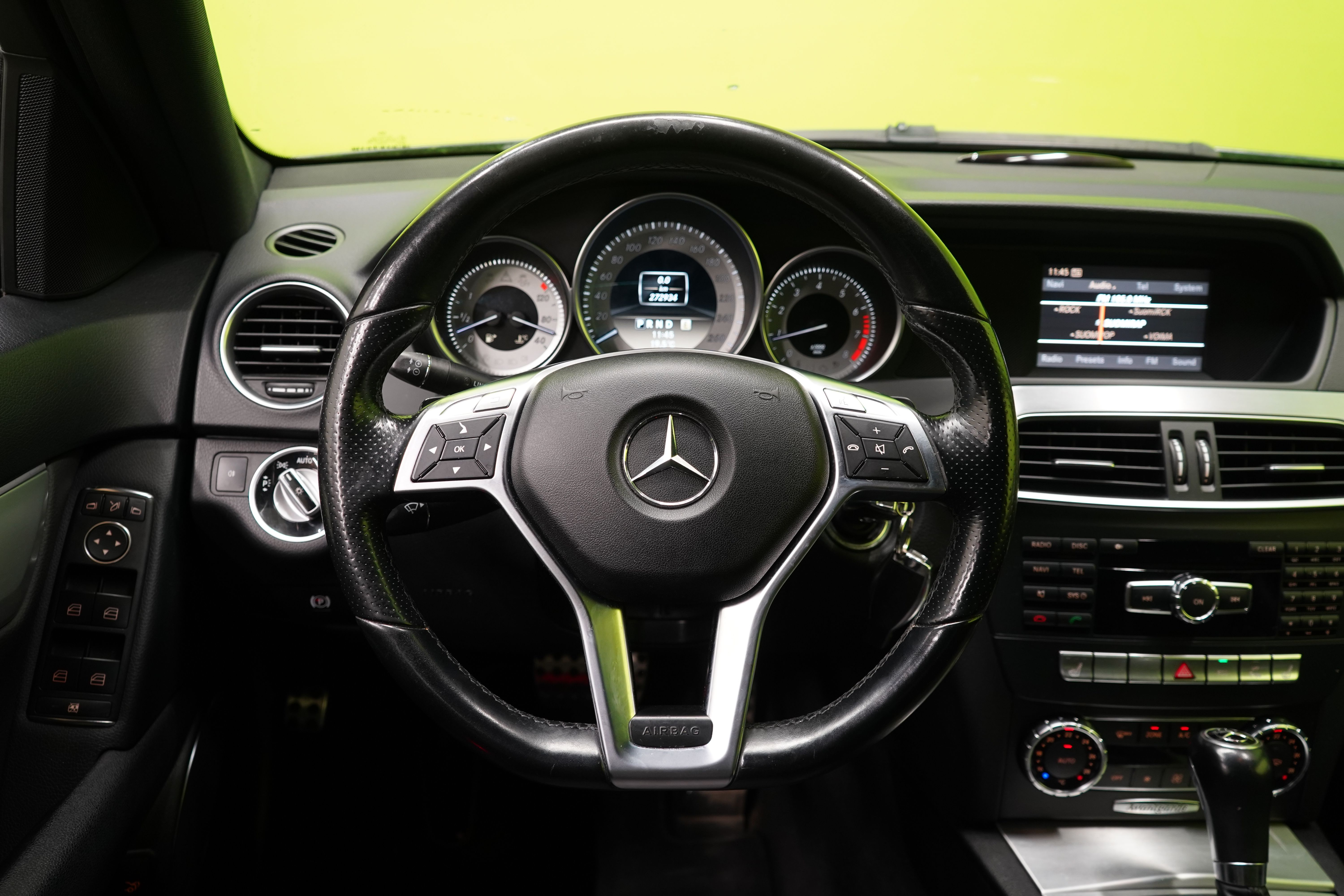 Mercedes-Benz C 250 CGI BlueEff 2012, kuva 7/25