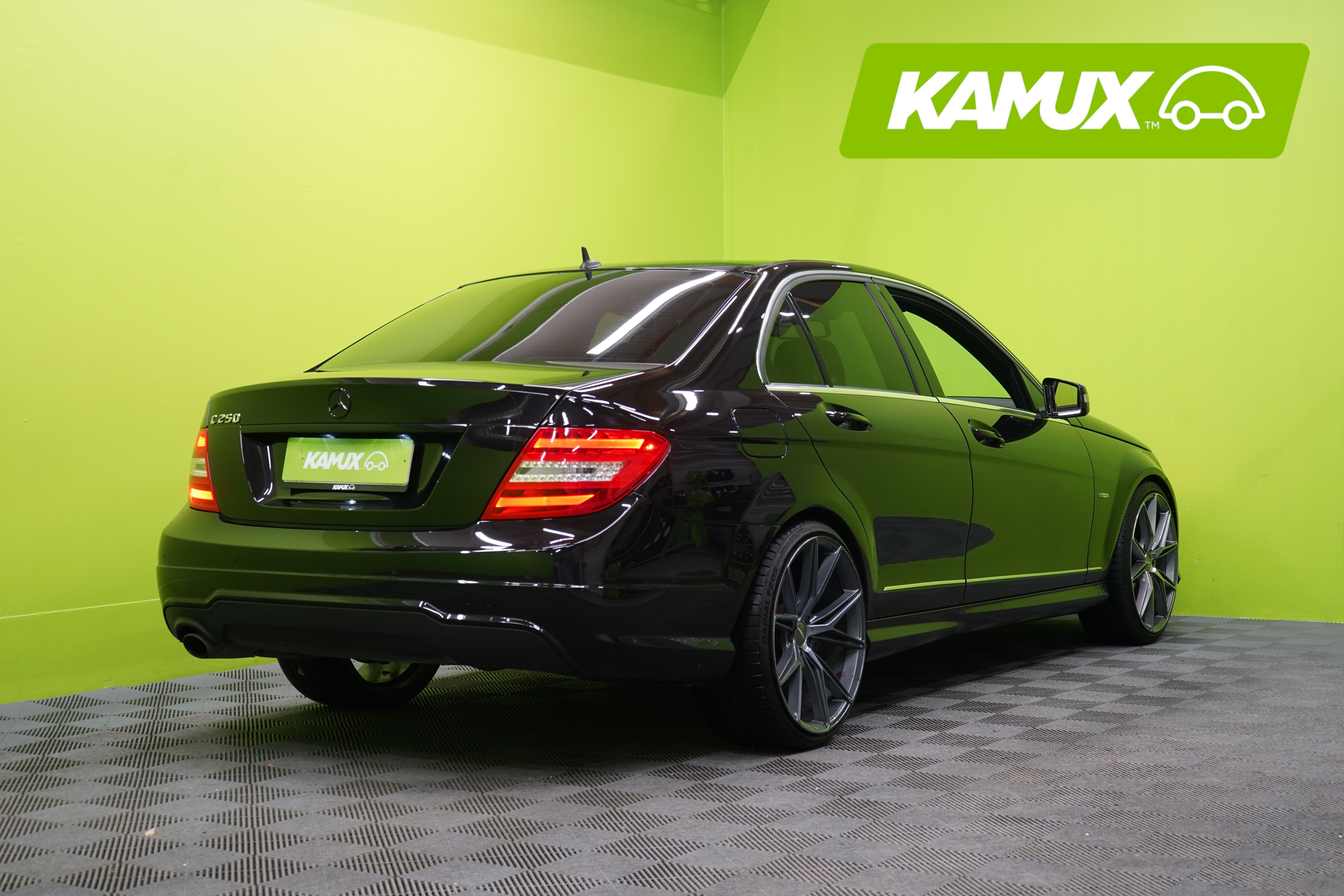 Mercedes-Benz C 250 CGI BlueEff 2012, kuva 3/25