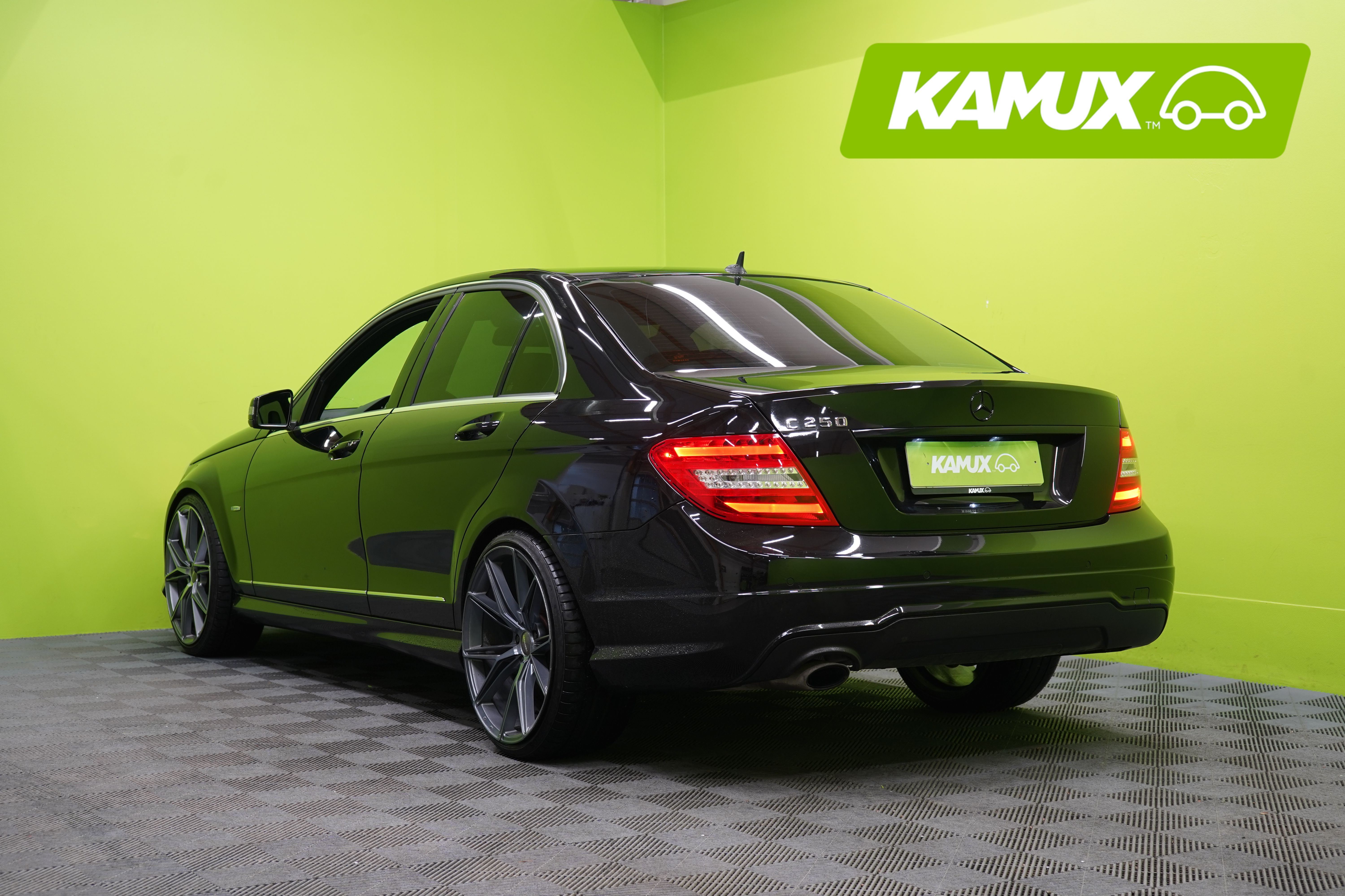 Mercedes-Benz C 250 CGI BlueEff 2012, kuva 4/25
