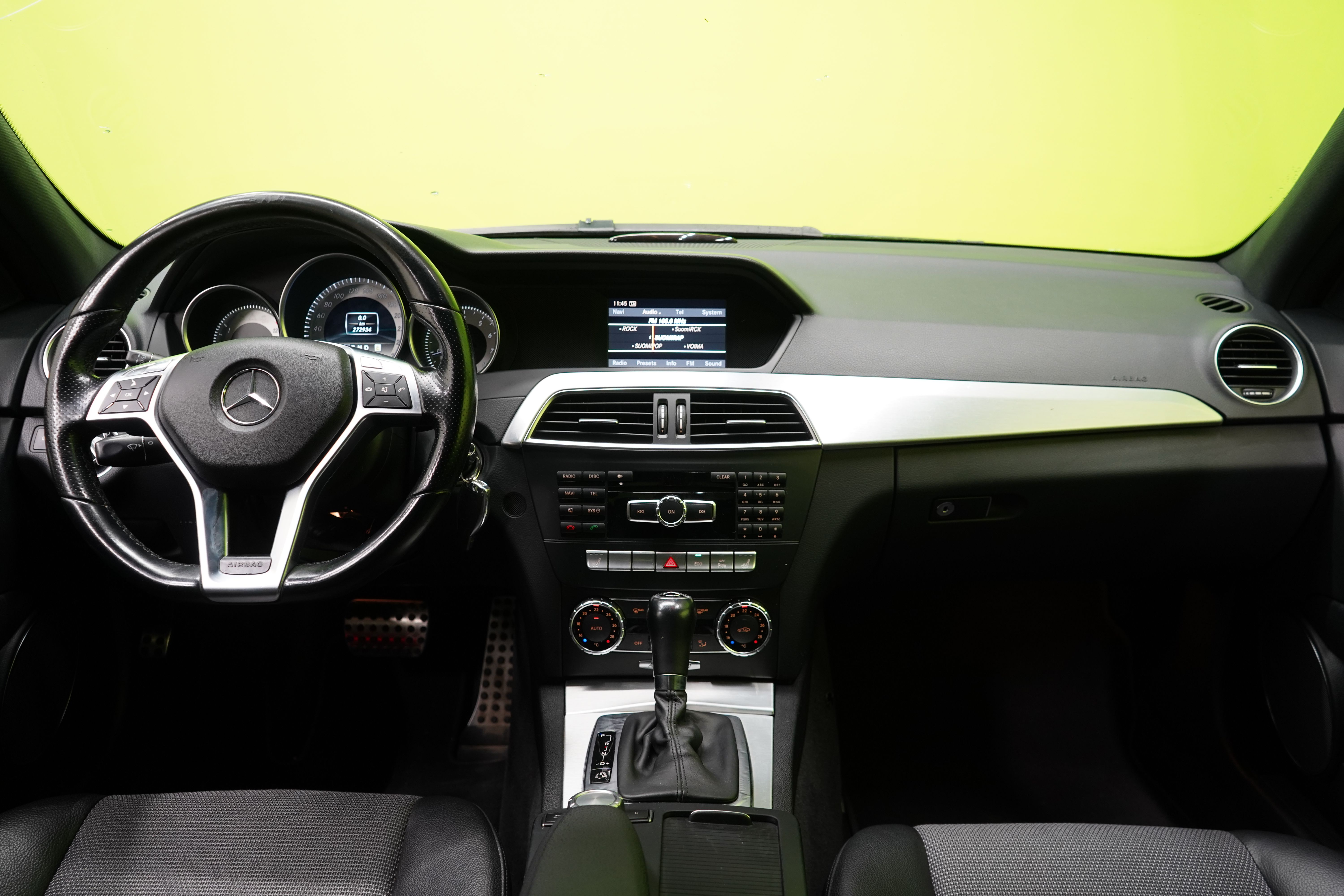 Mercedes-Benz C 250 CGI BlueEff 2012, kuva 6/25