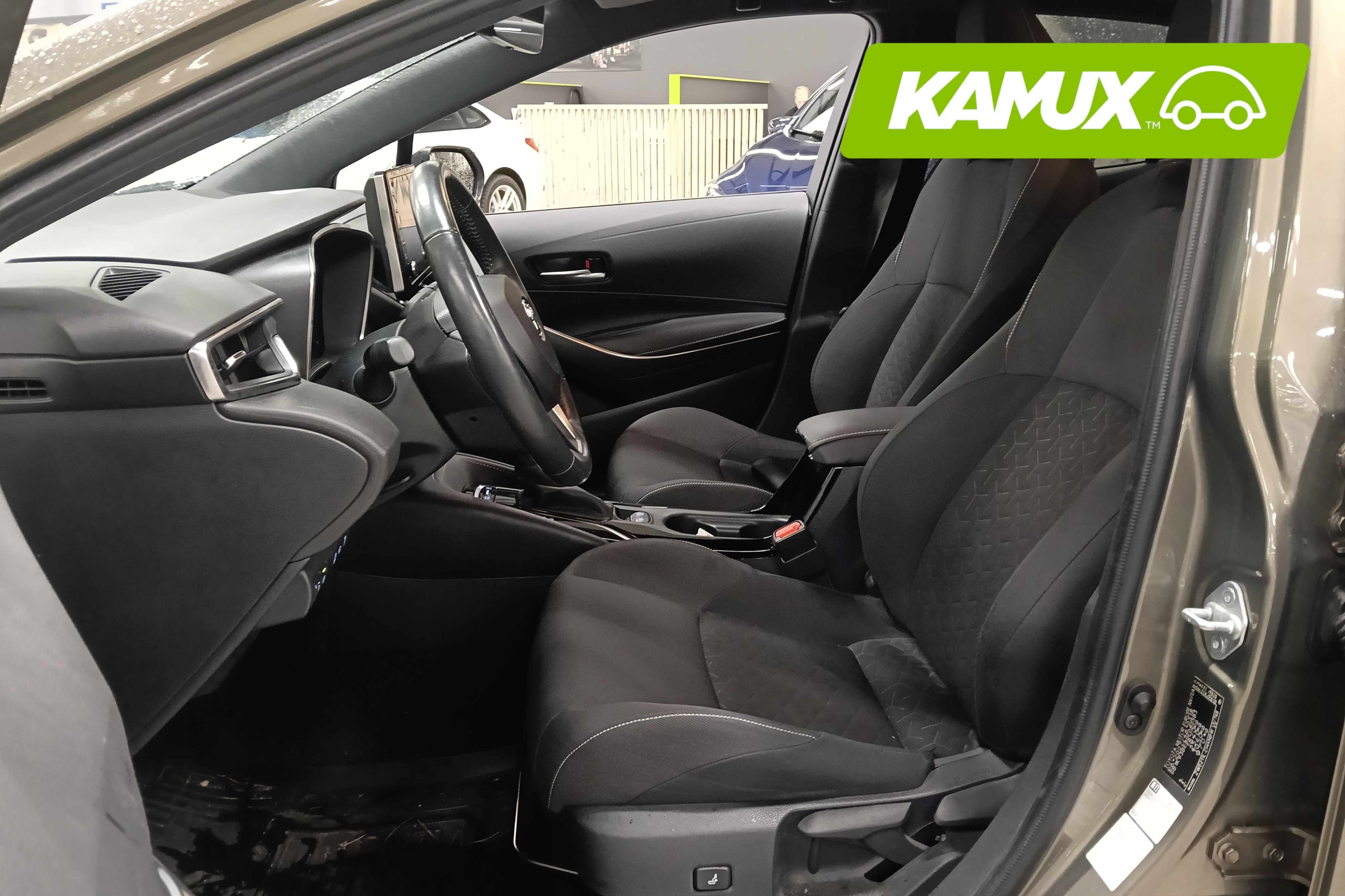 Toyota Corolla 1.8 Hybrid 2020, bild 6/11