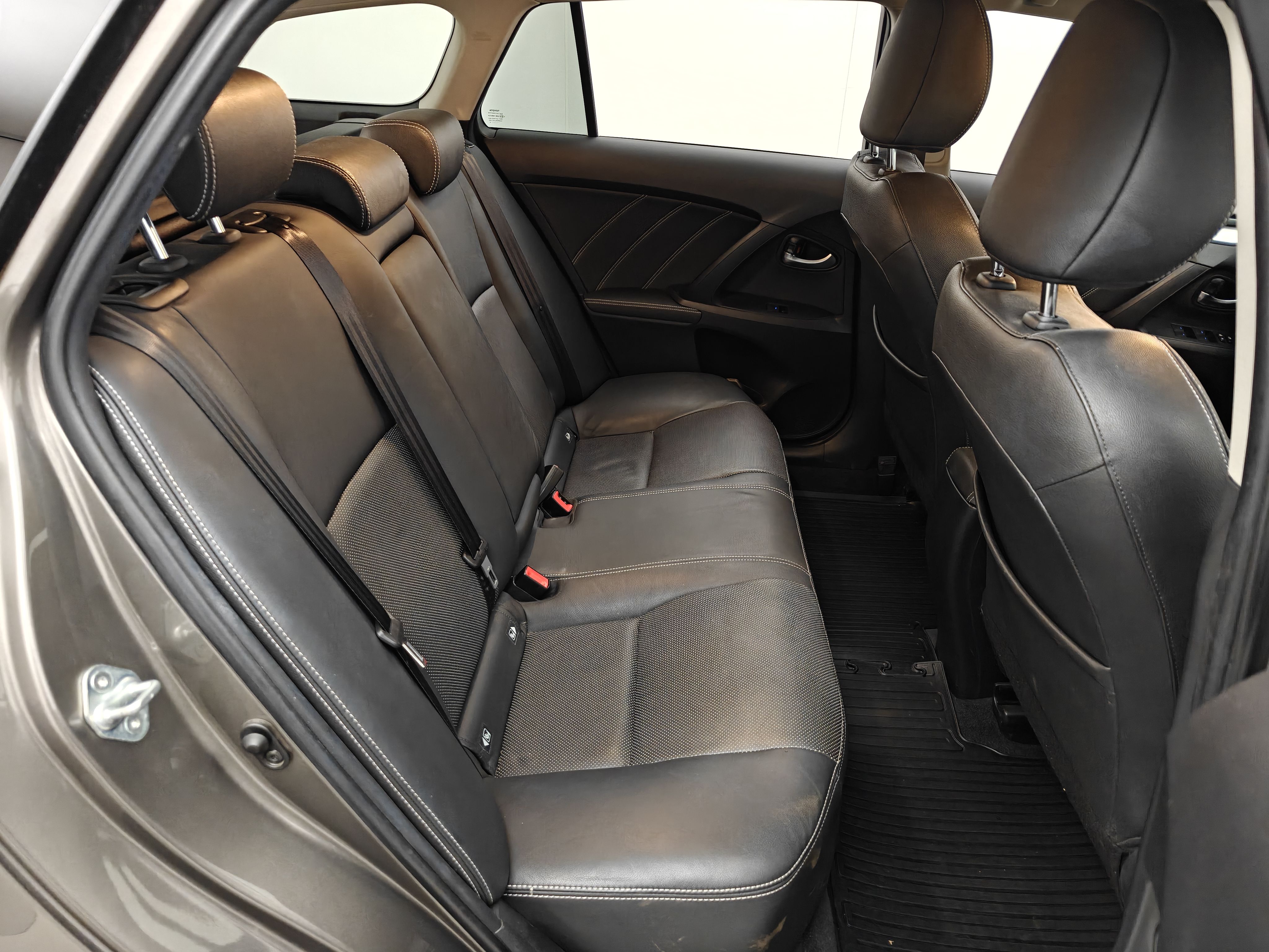 Toyota Avensis 2018, bild 3/25
