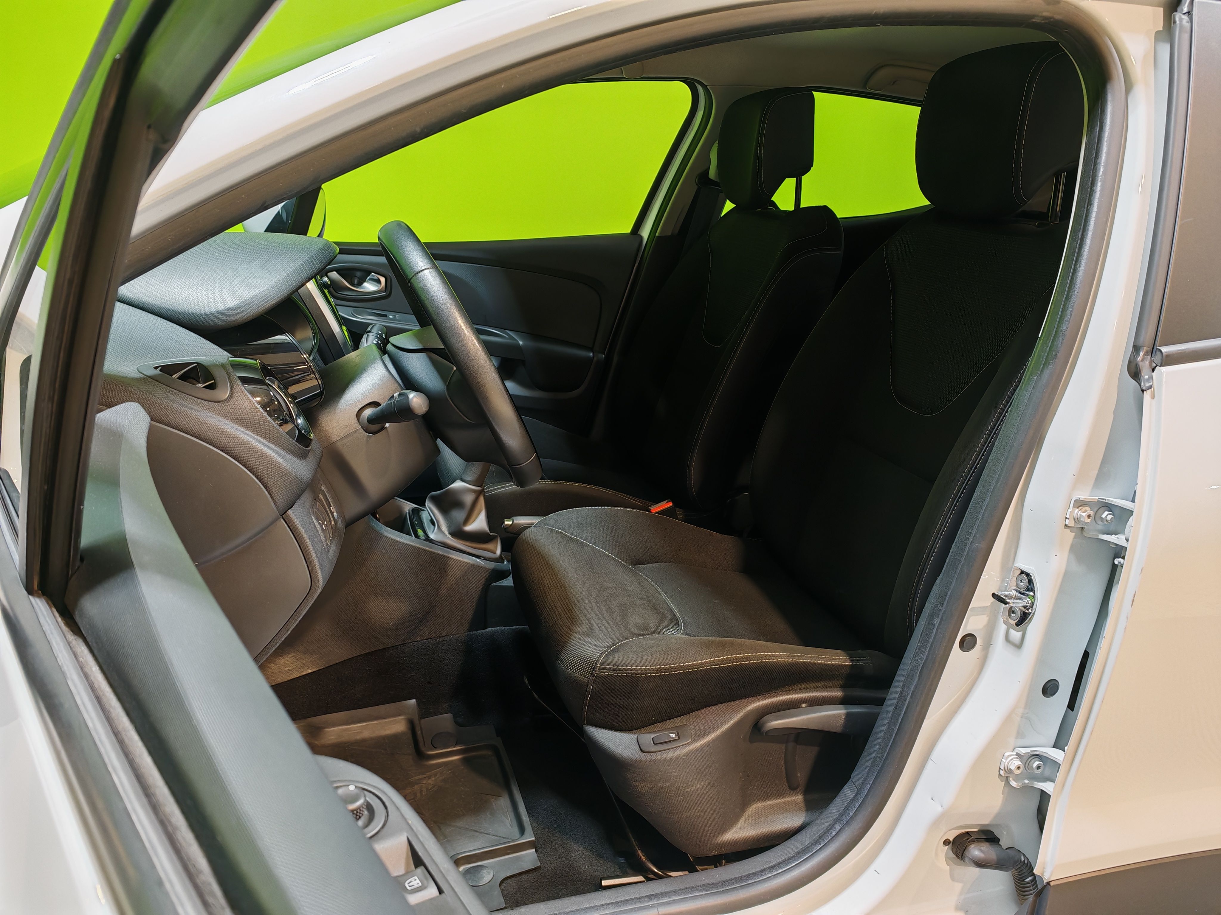 Renault Clio Energy TCe 90 2015, bild 7/24