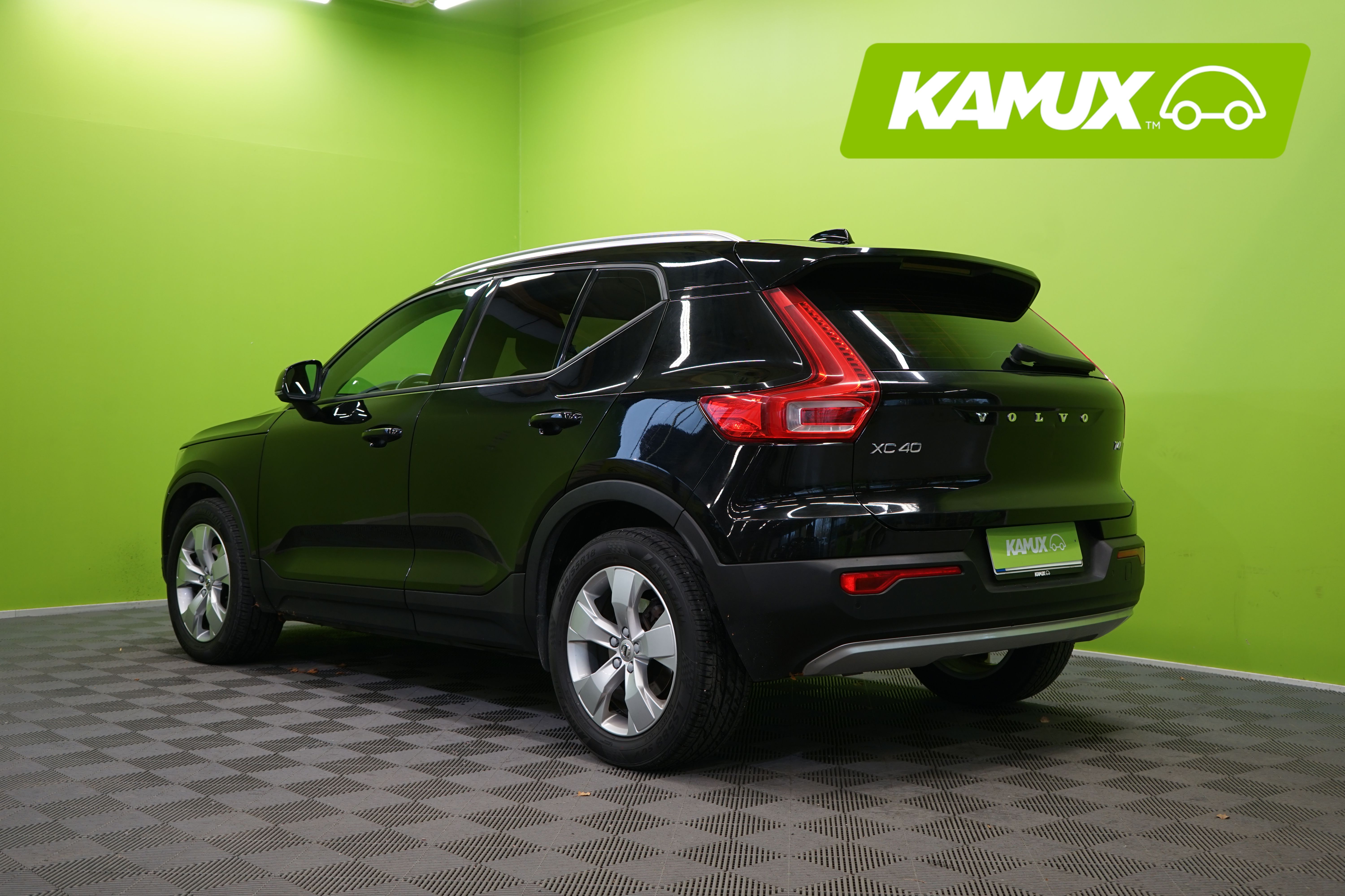 Volvo XC40 T4 AWD Momentum aut 2018, bild 4/17