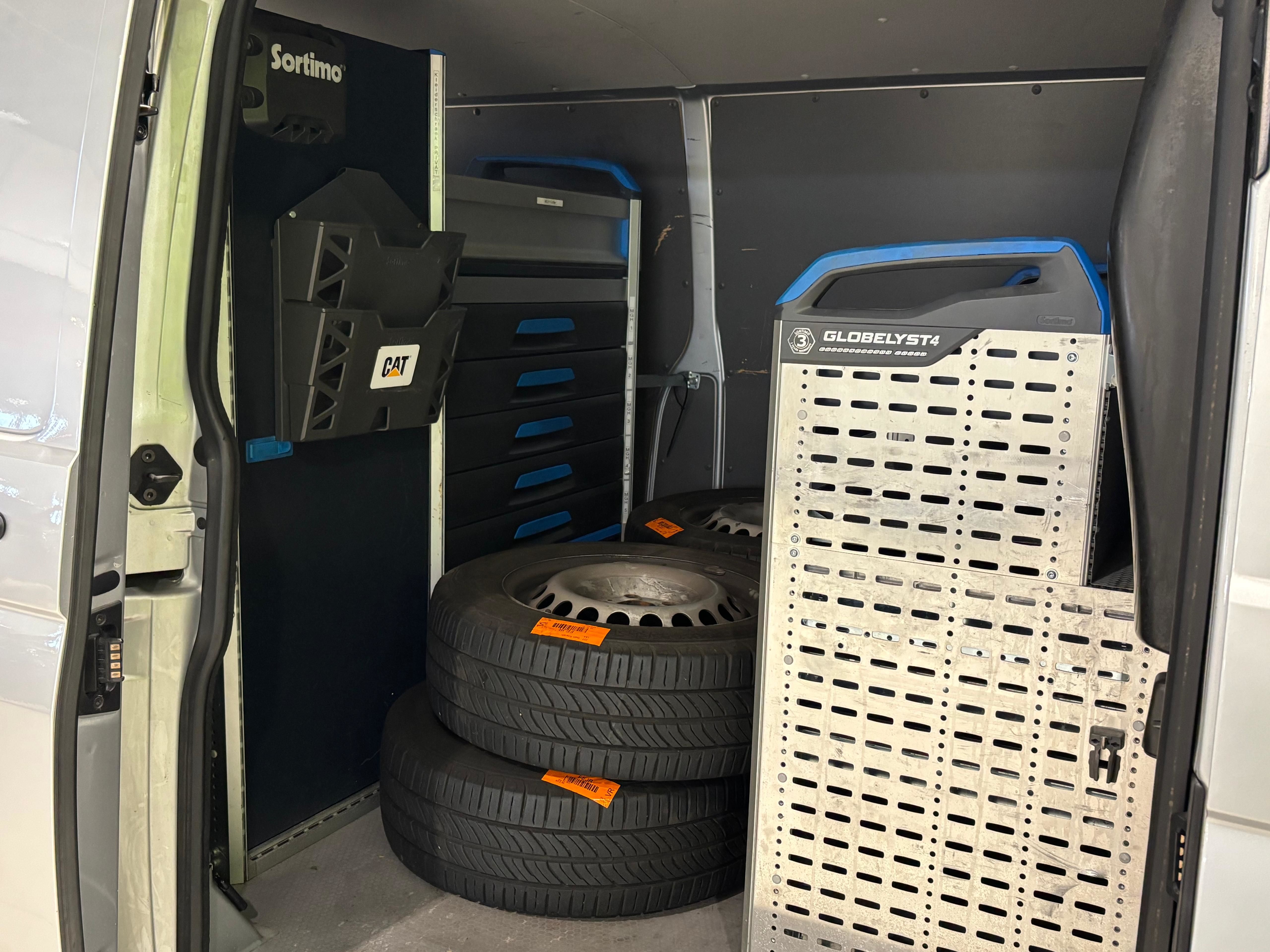 Volkswagen Transporter 2021, kuva 6/9
