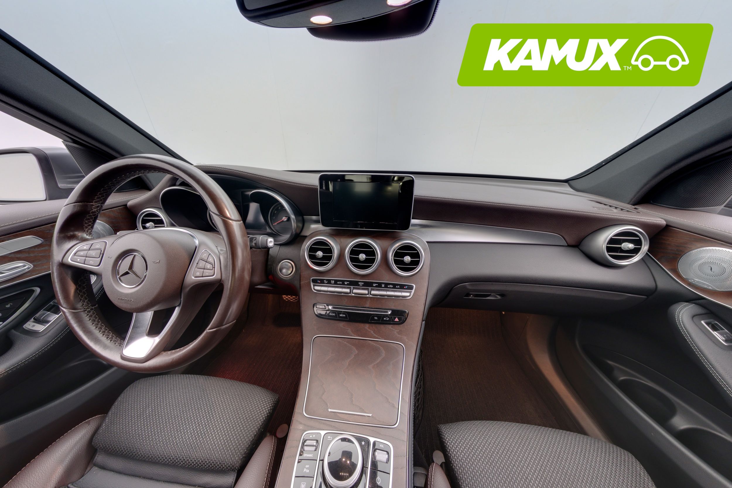 Mercedes-Benz GLC 2017, kuva 7/19