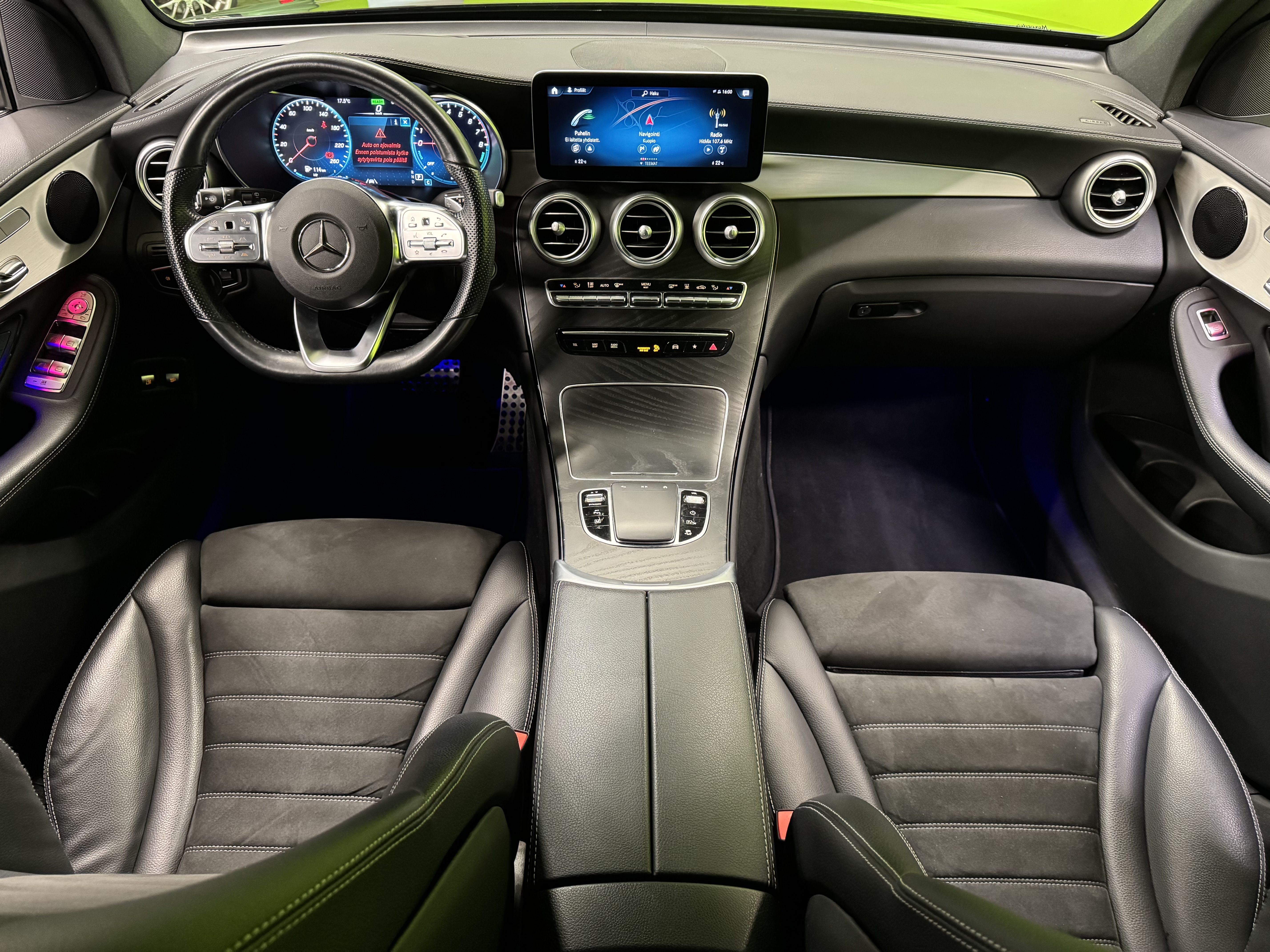 Mercedes-Benz GLC 2022, photo 6/27