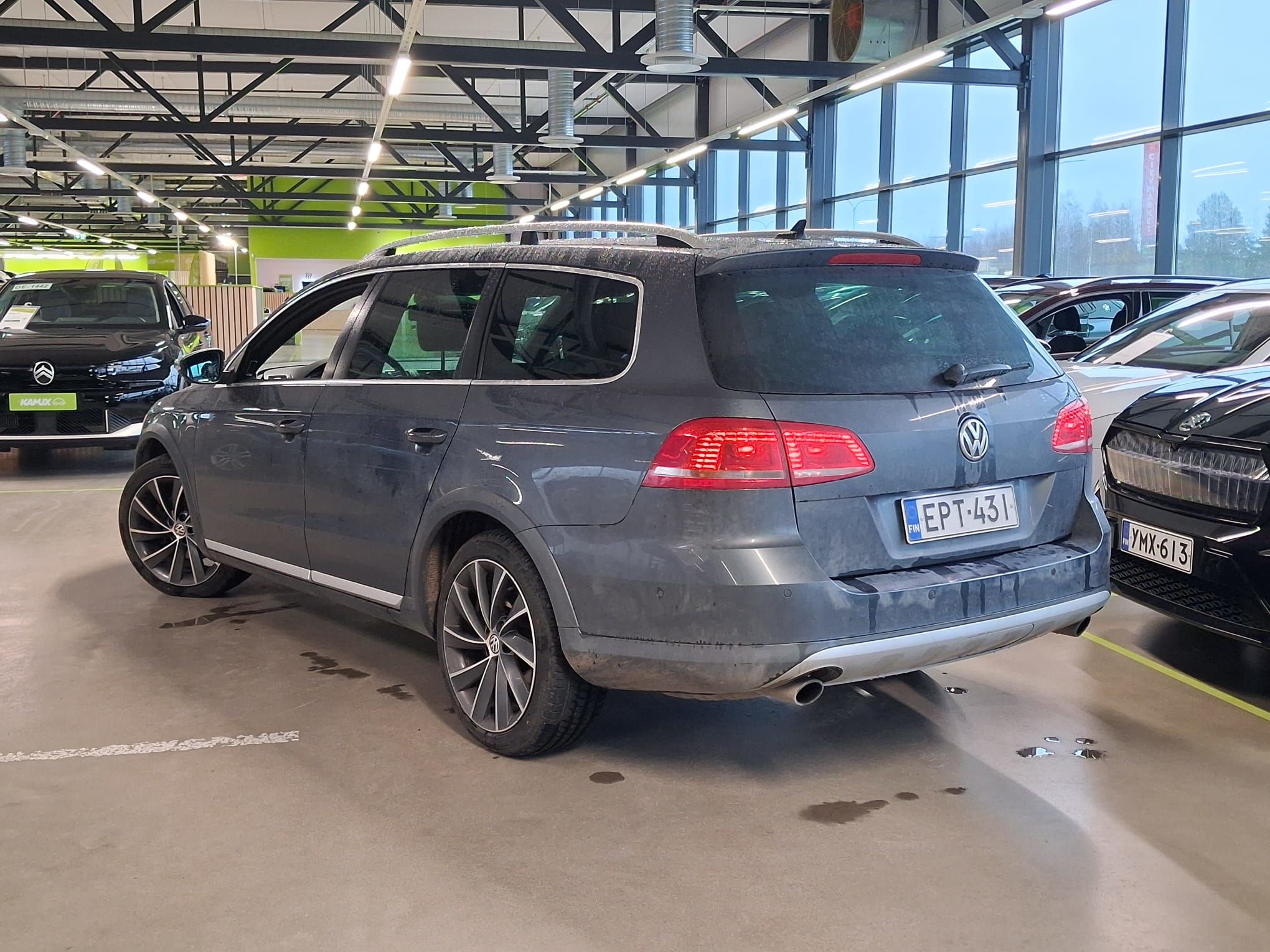 Volkswagen Passat 2012, bild 2/10