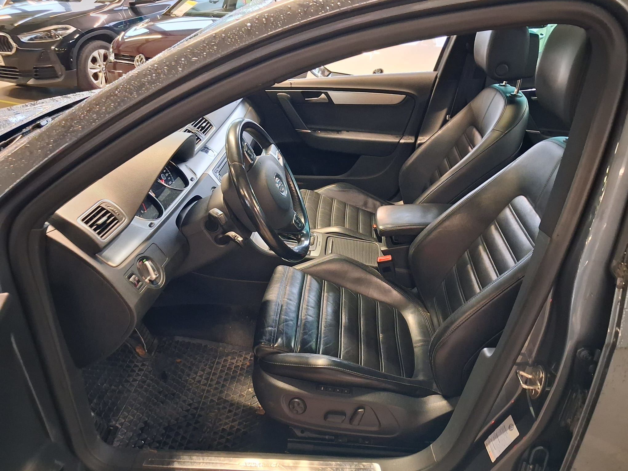 Volkswagen Passat 2012, bild 5/10
