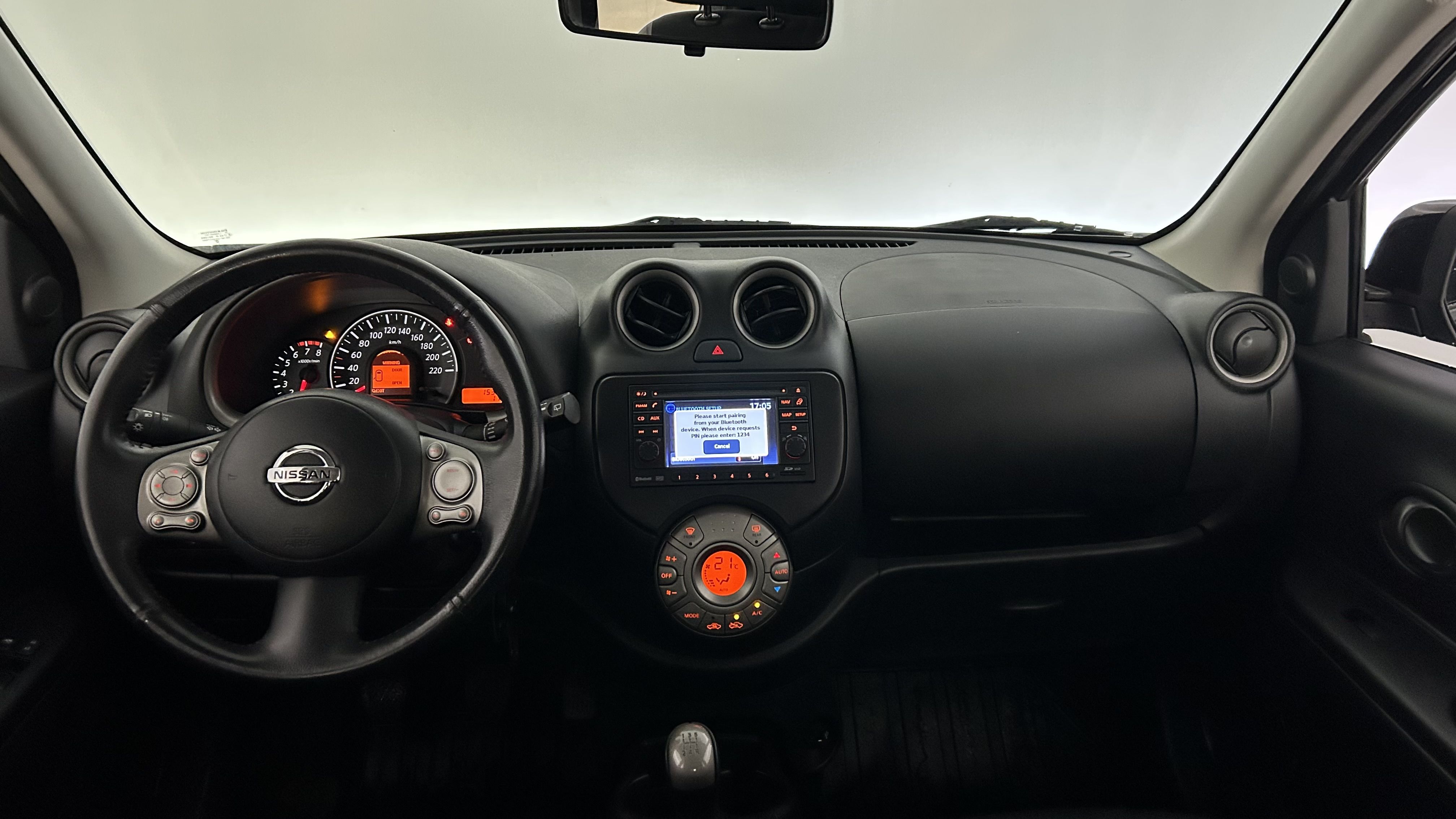 Nissan Micra 2011, bild 7/23