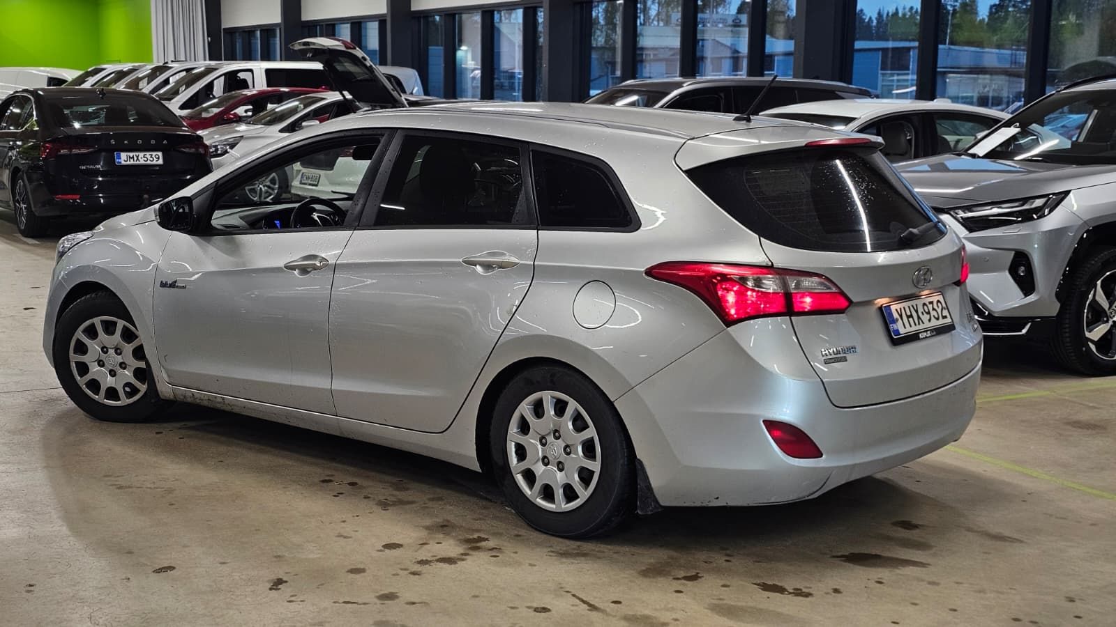 Hyundai i30 1,6 GDI 6MT ISG Comfort 2013, bild 3/11