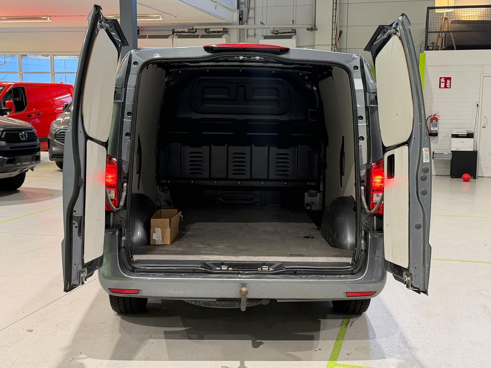 Mercedes-Benz Vito 2022, bild 4/9