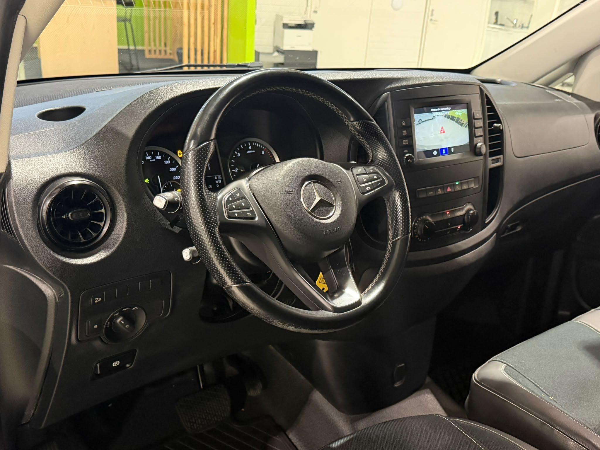 Mercedes-Benz Vito 2022, bild 7/9