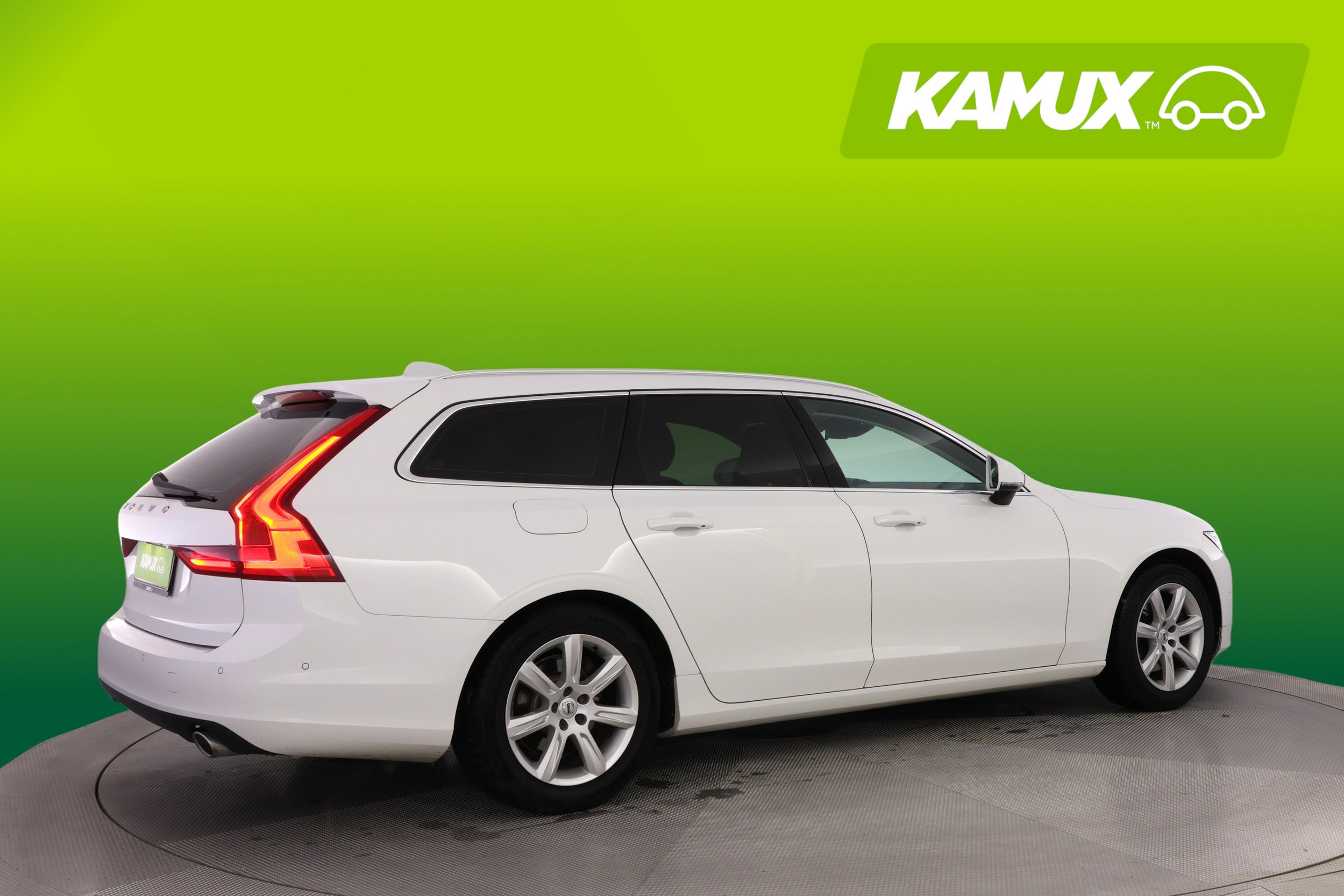 Volvo V90 D4 AWD Business aut 2017, bild 2/26