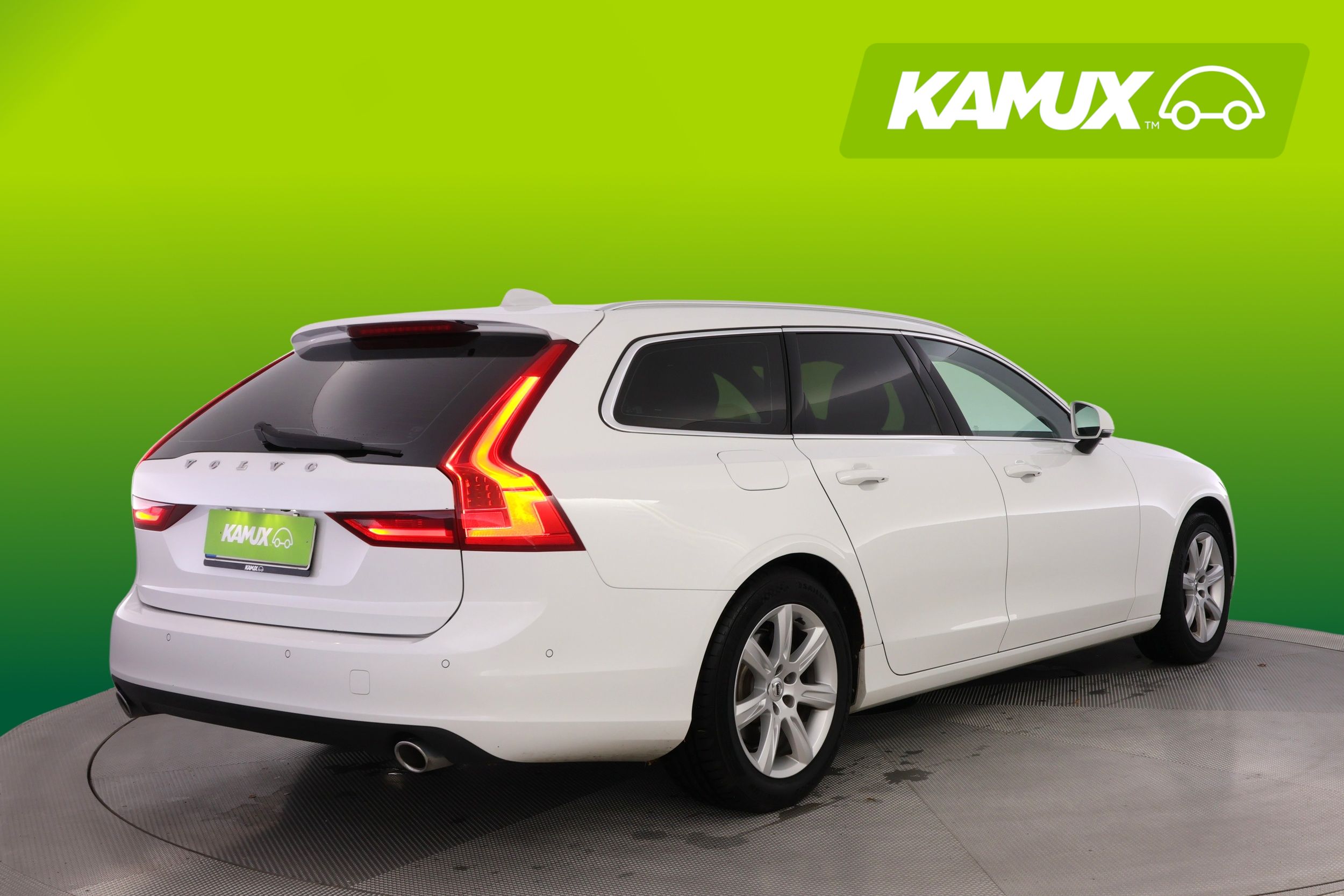 Volvo V90 D4 AWD Business aut 2017, bild 3/26