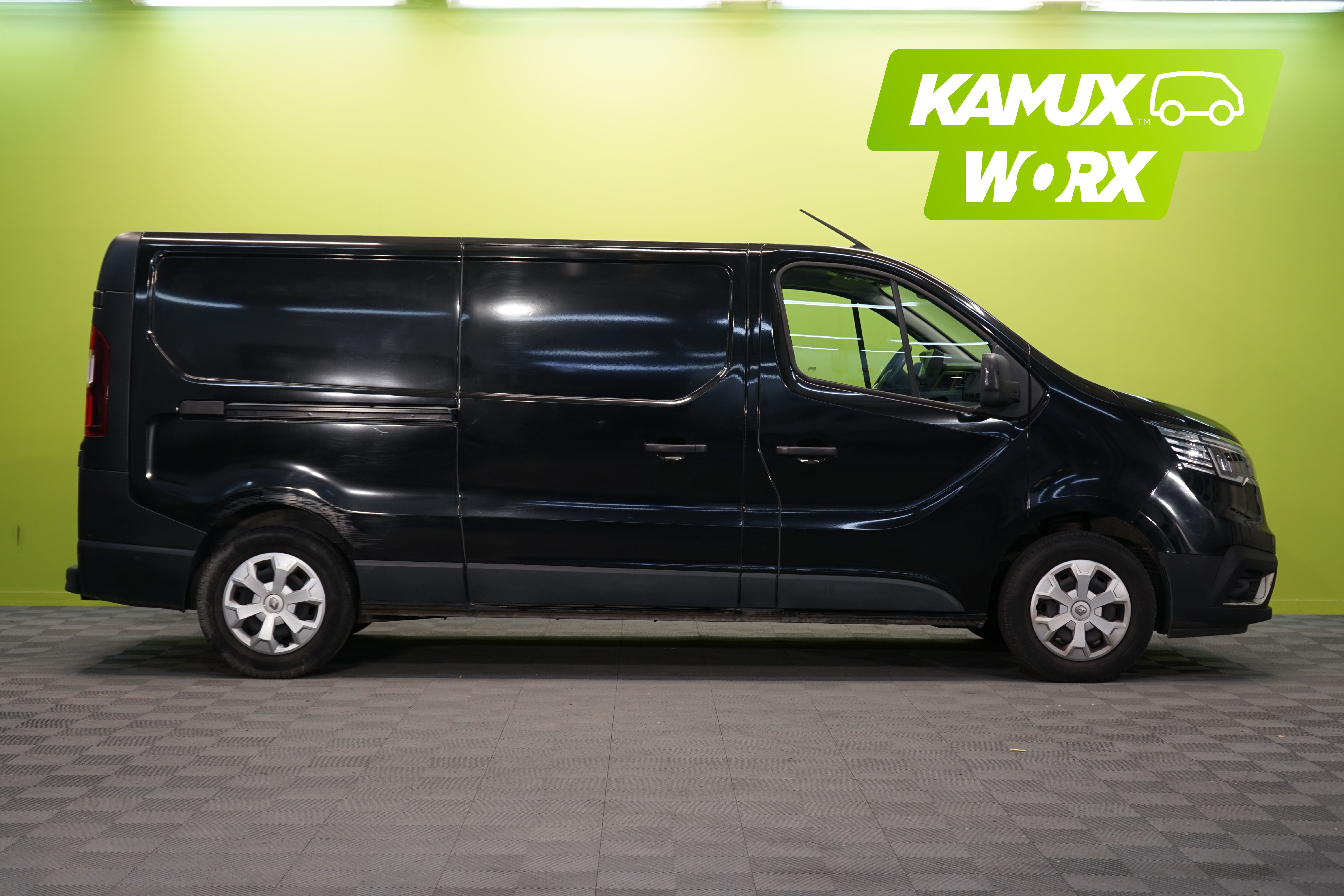 Renault Trafic 2022, kuva 2/15