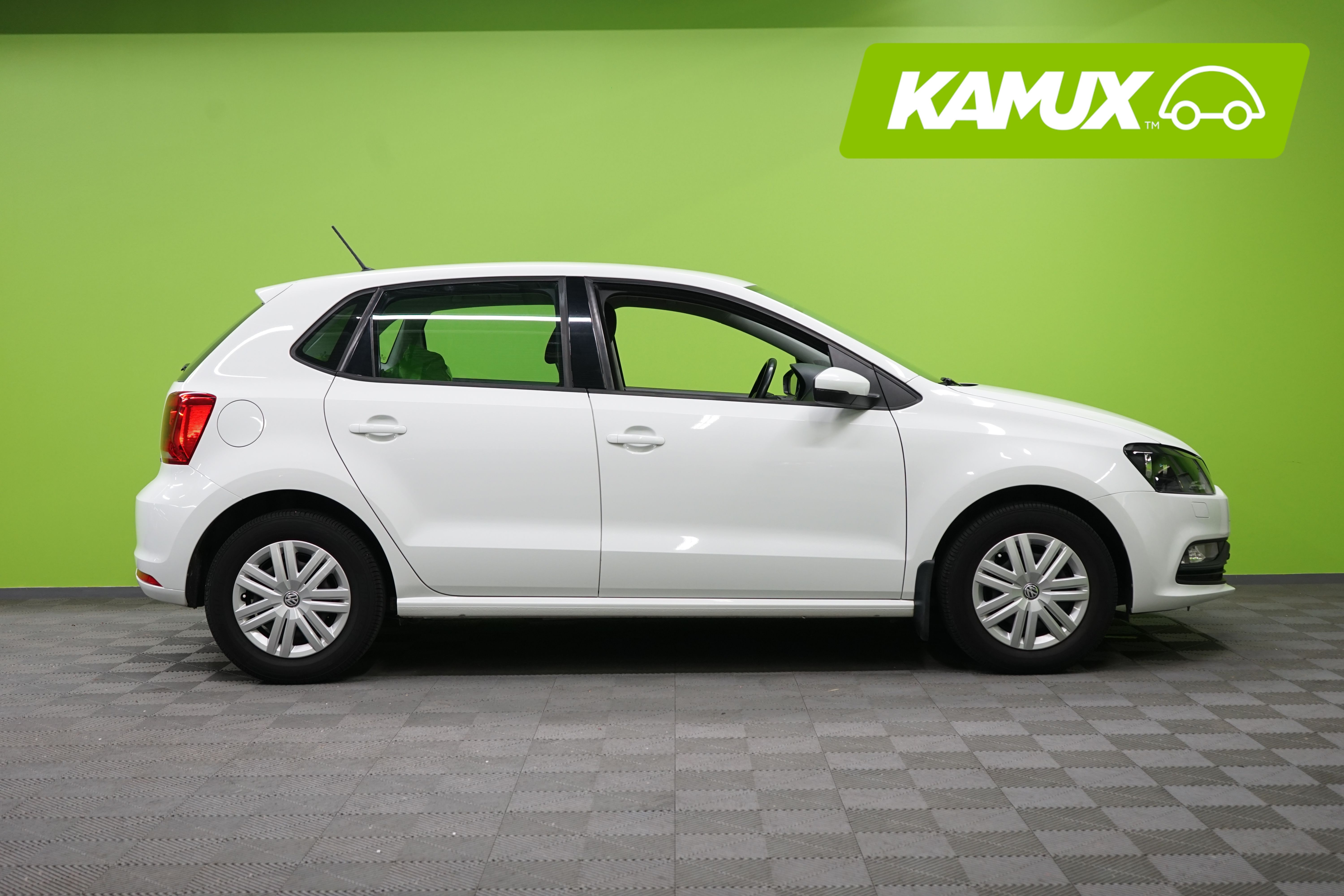Volkswagen Polo 2016, bild 2/17
