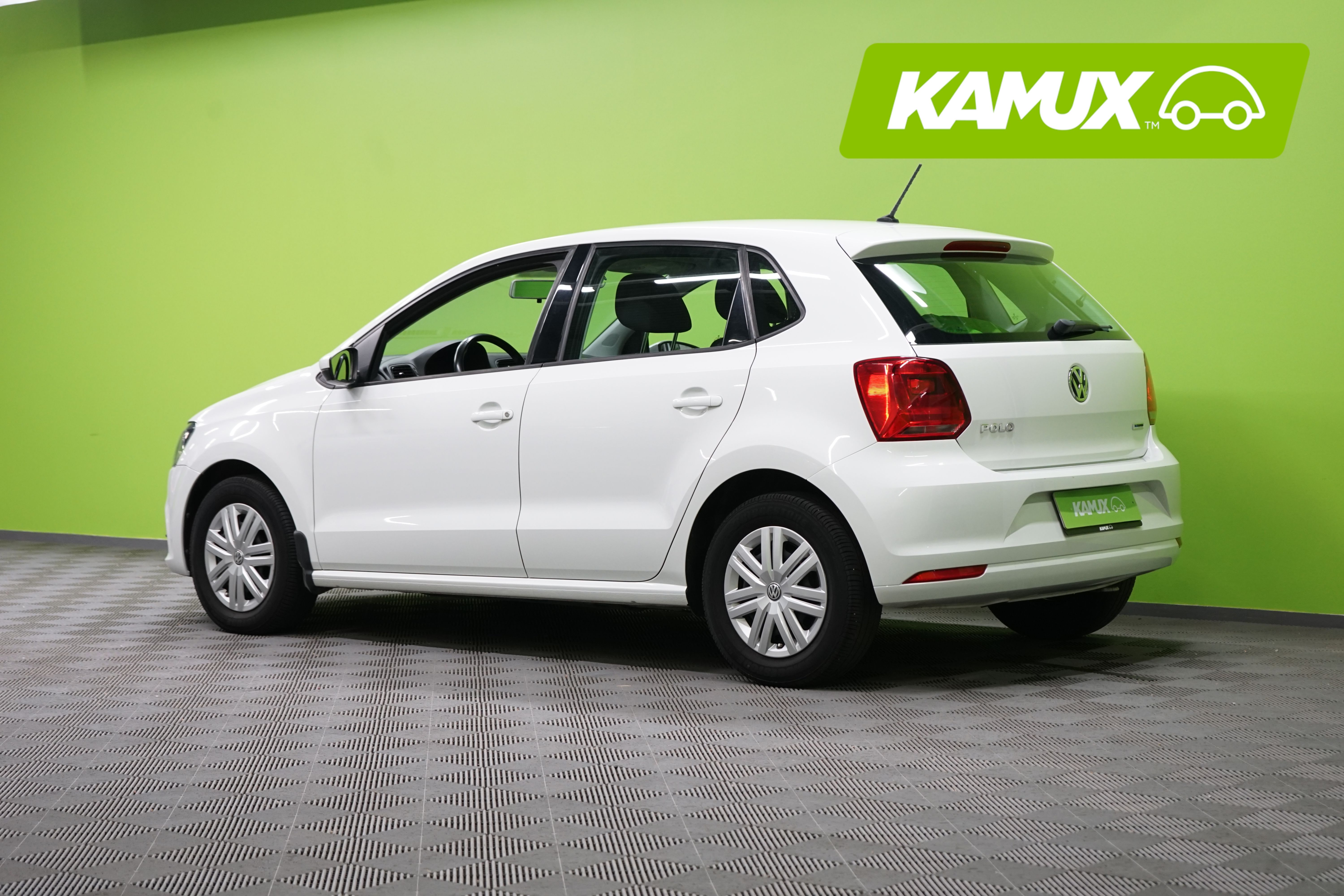 Volkswagen Polo 2016, bild 5/17
