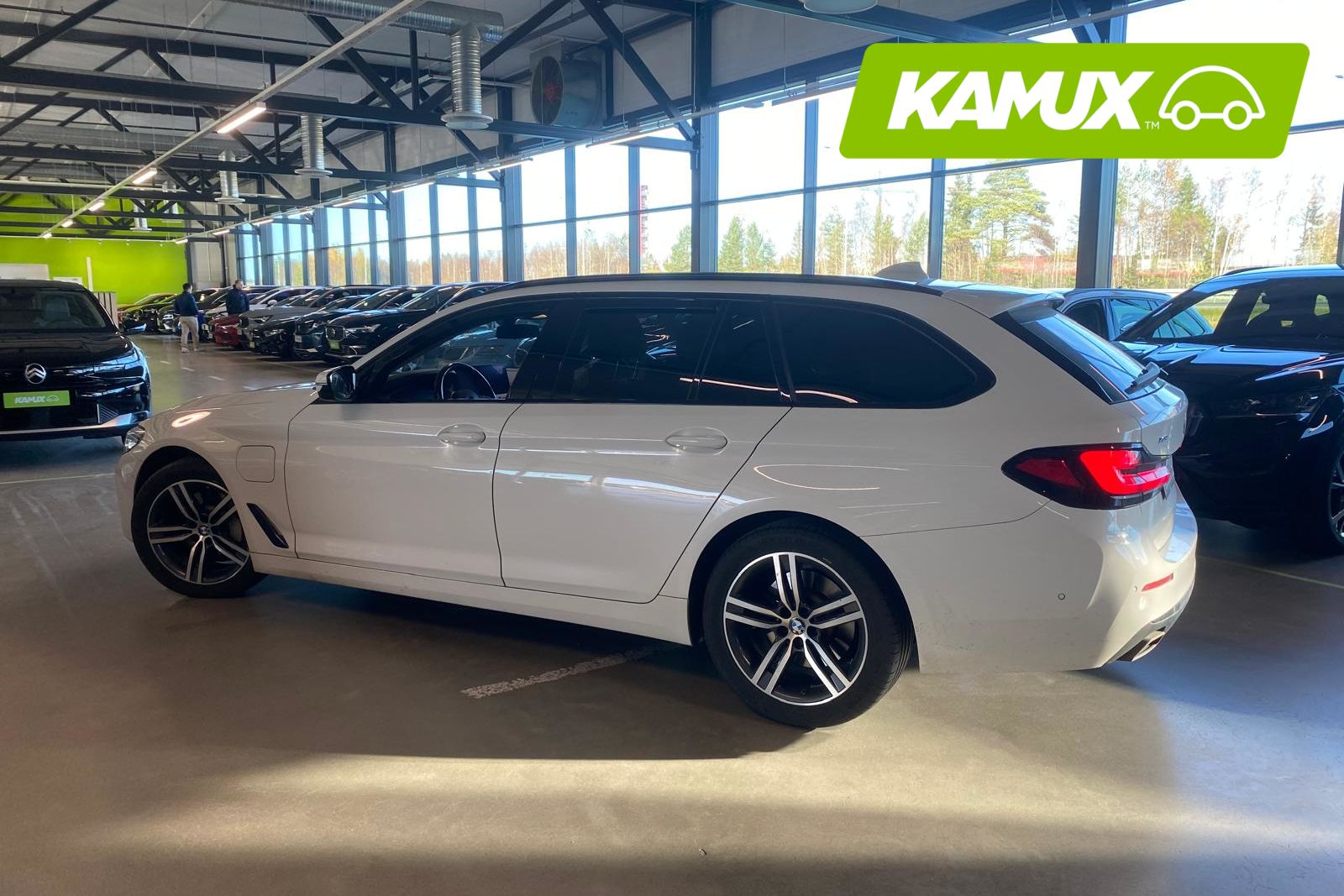 BMW 530 G31 Touring 530e xDrive 2021, bild 4/6