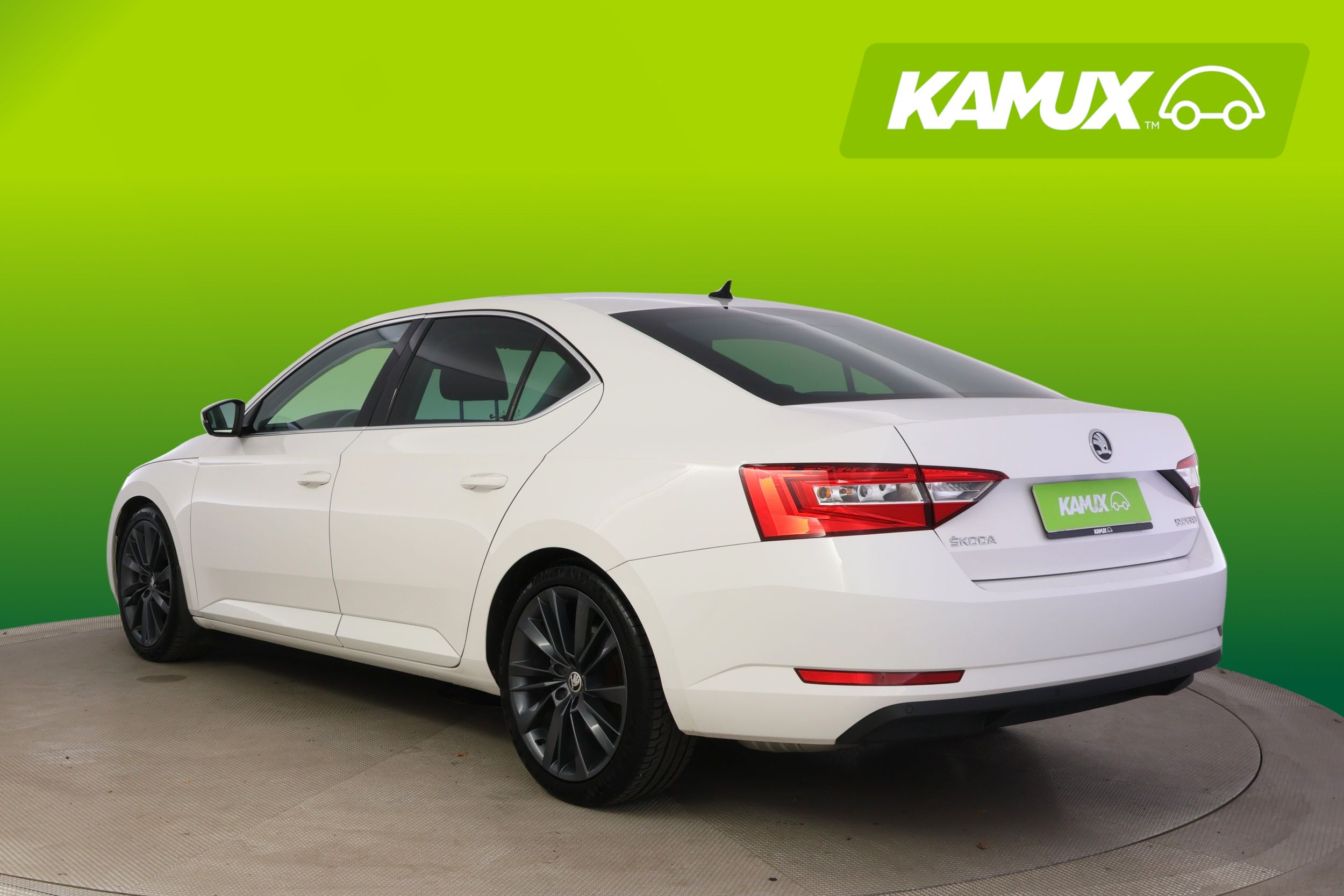 Skoda Superb 2018, bild 4/27