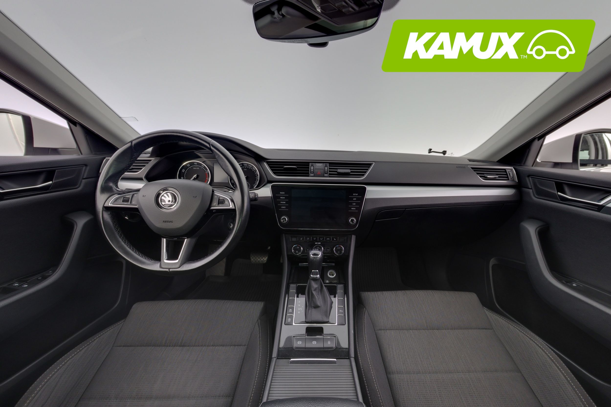 Skoda Superb 2018, bild 7/27