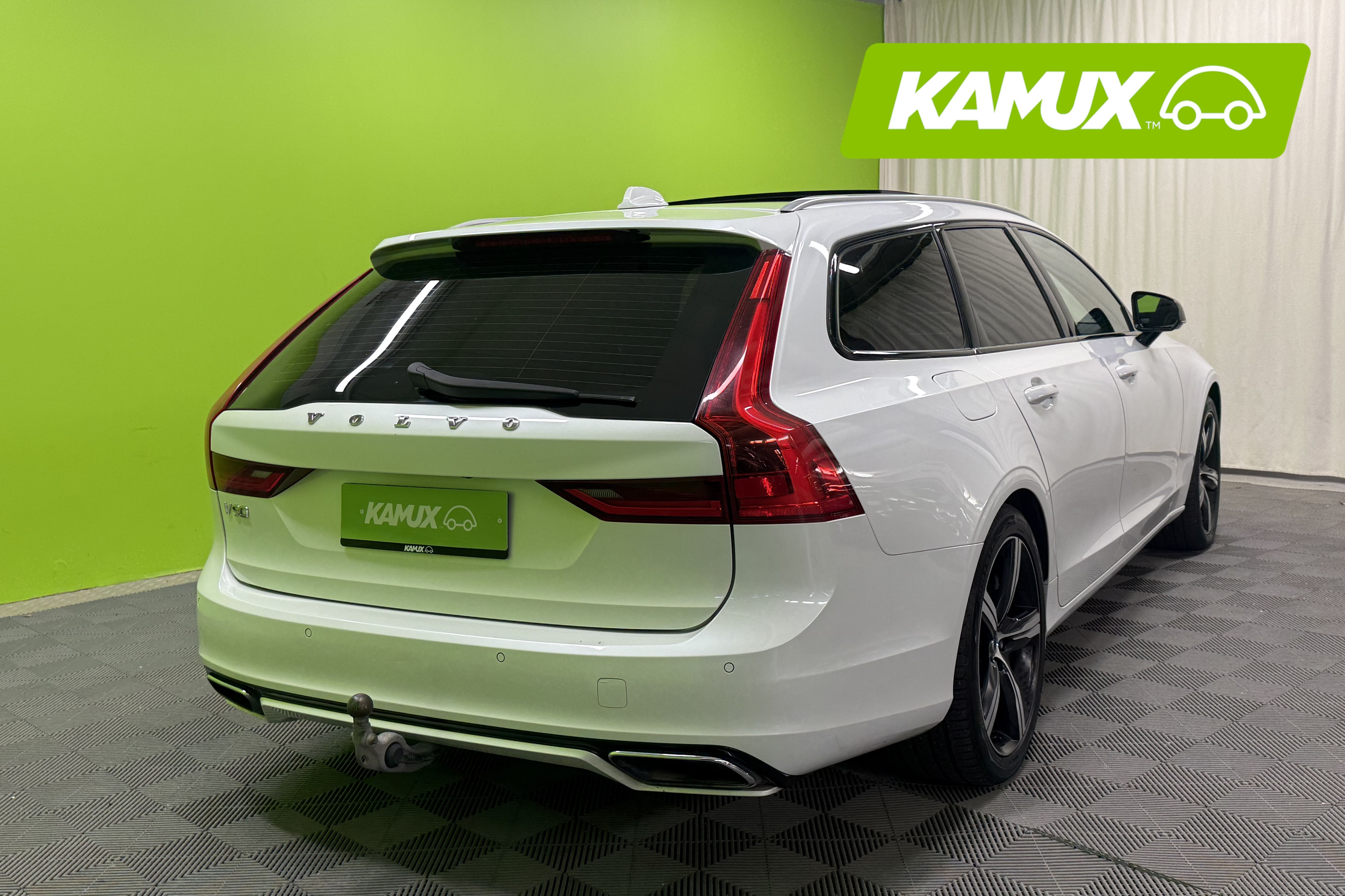 Volvo V90 T8 AWD R-Design aut 2017, bild 3/33