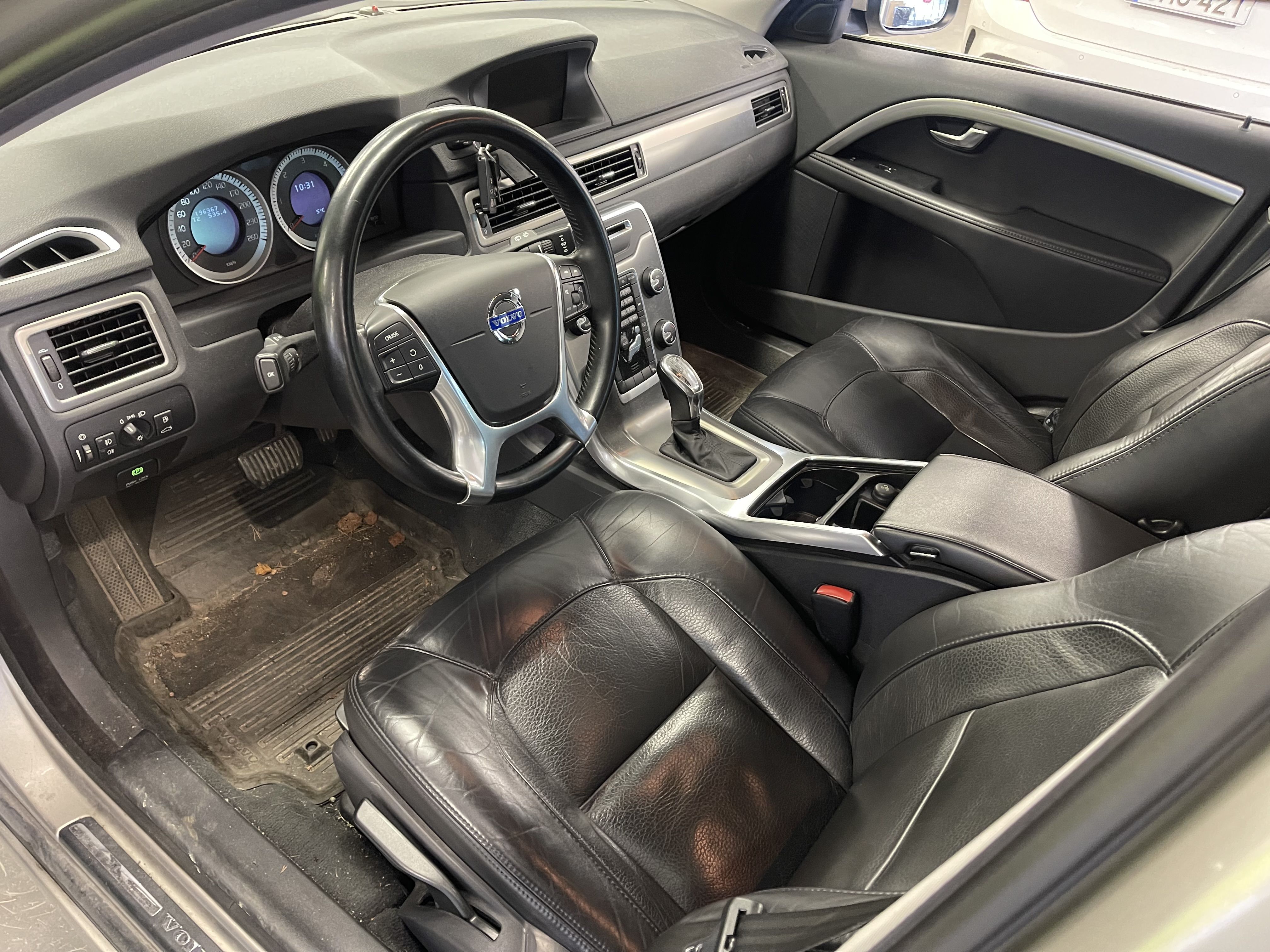 Volvo V70 D4 AWD Momentum 2013, bild 5/6