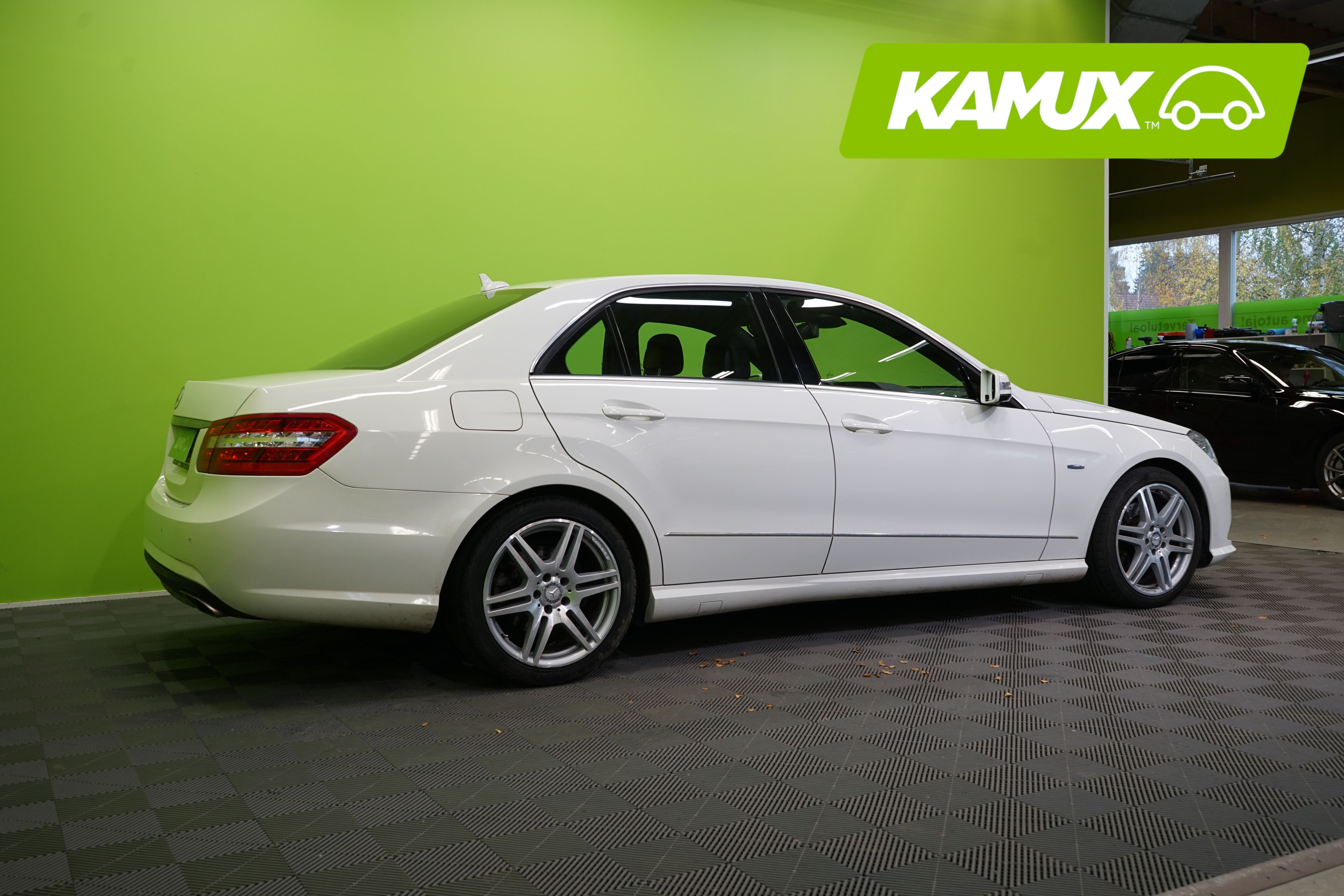 Mercedes-Benz E 2011, bild 3/23