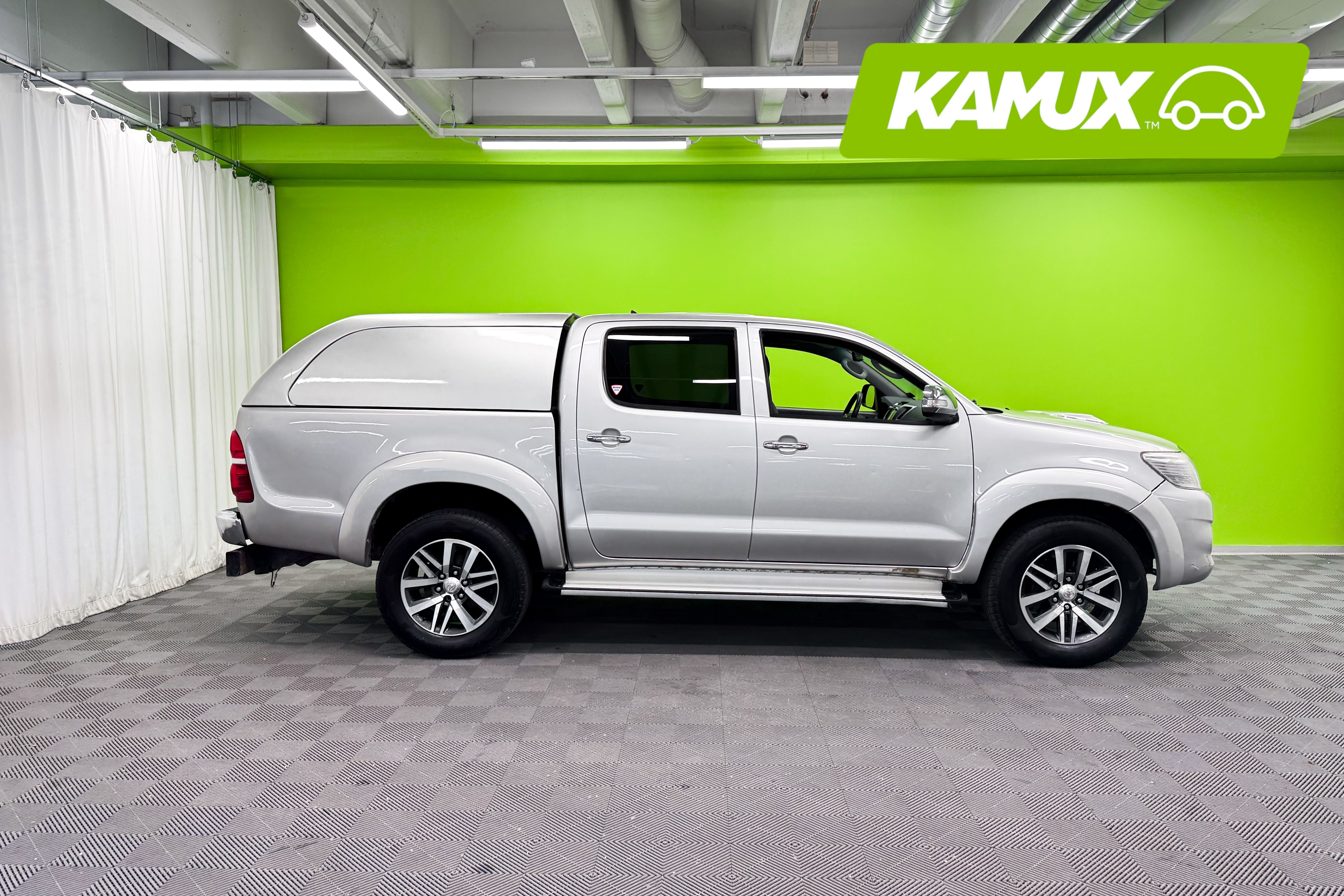 Toyota Hilux 2013, bild 2/18