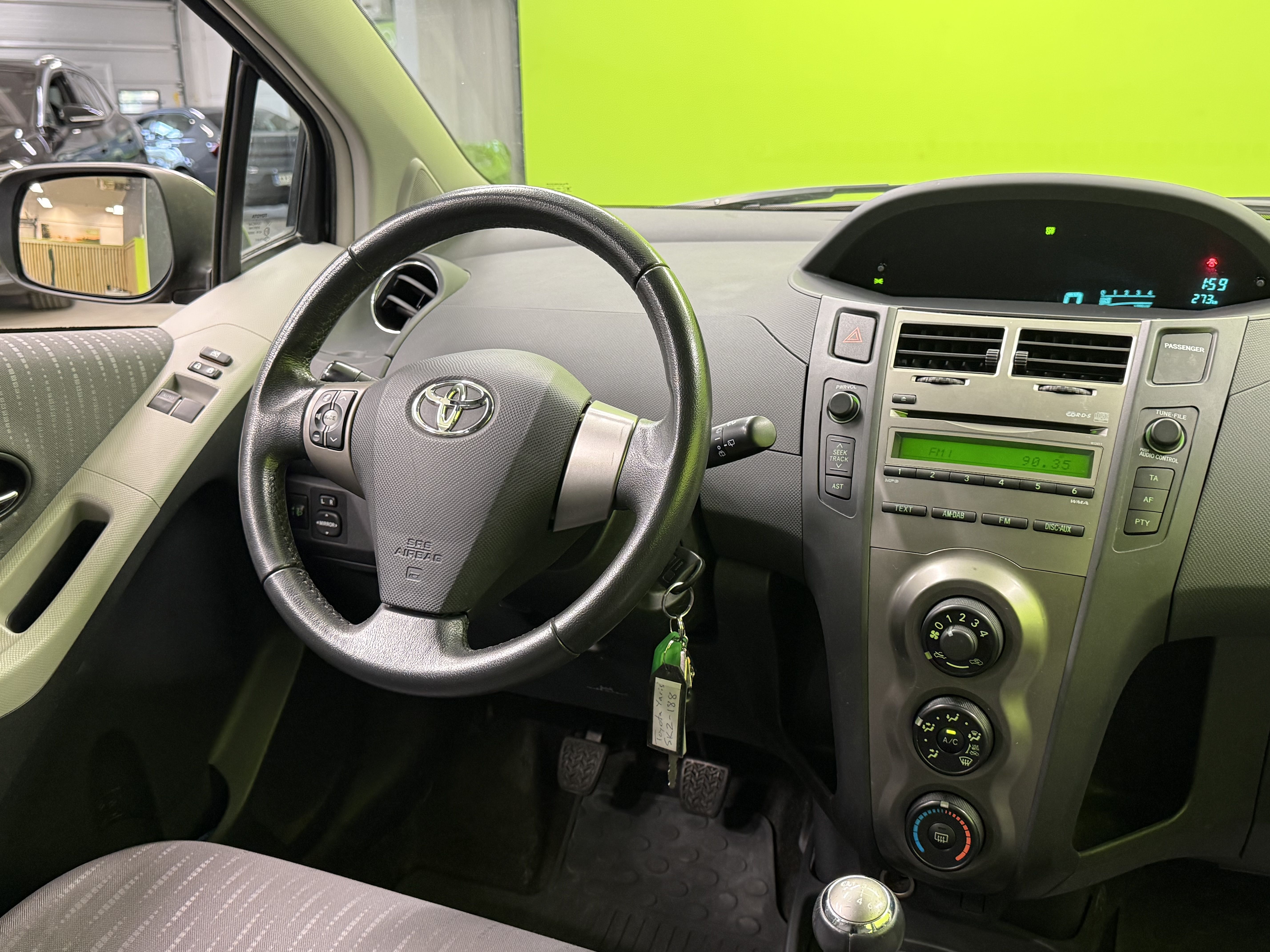 Toyota Yaris 2009, kuva 7/17