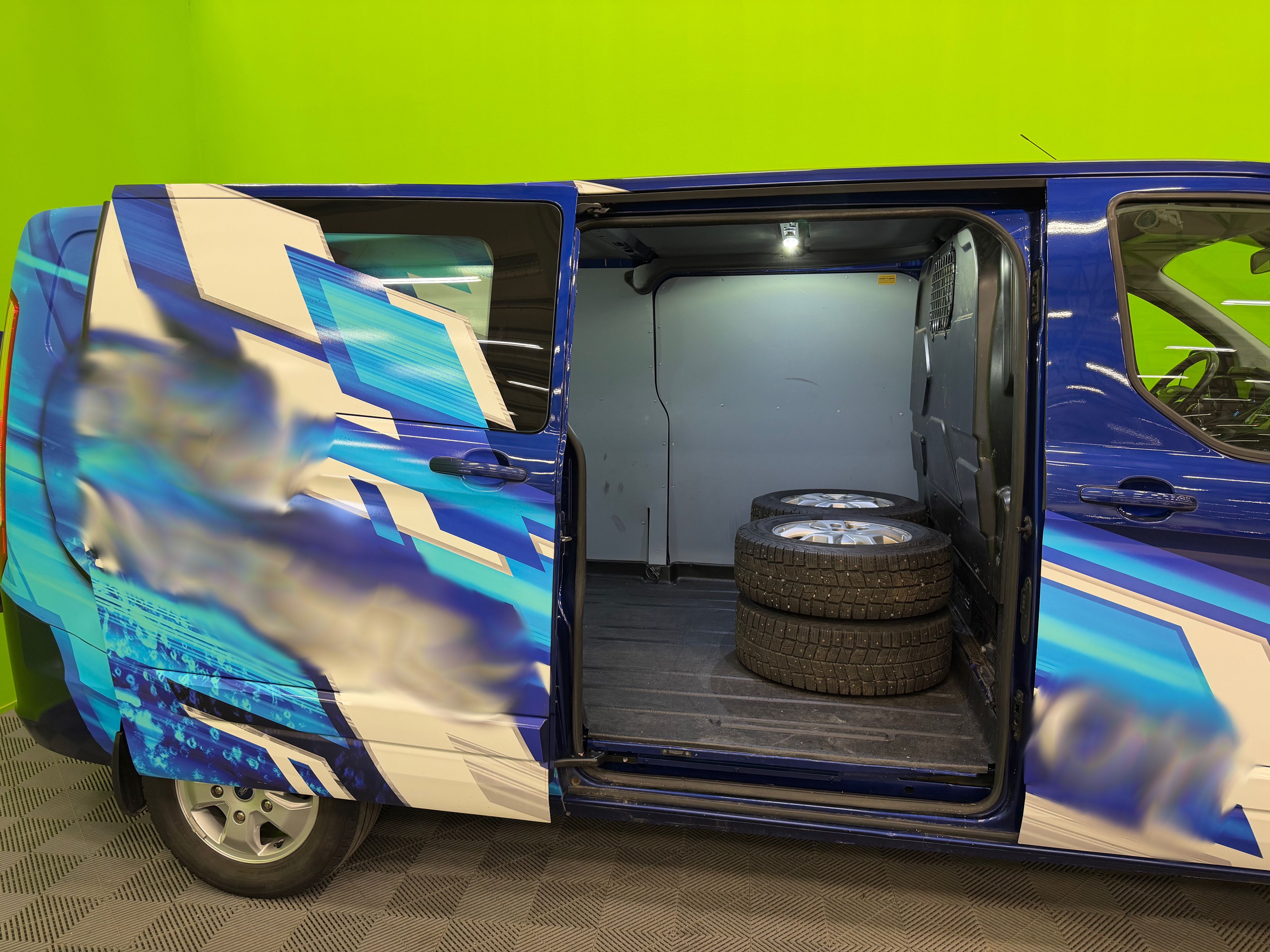 Ford Transit Custom 2017, bild 4/17