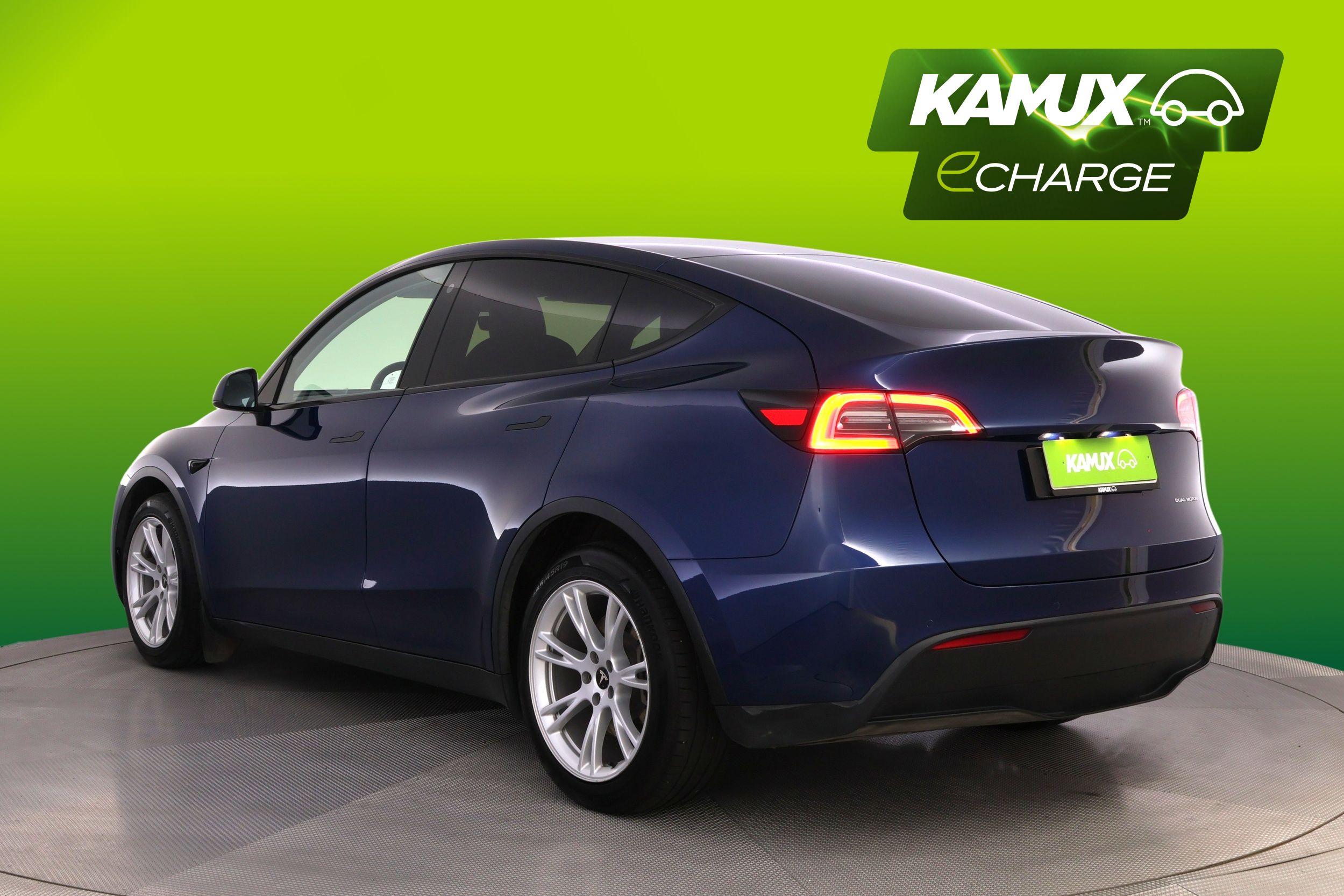 Tesla Model Y Long Range 2021, photo 4/25