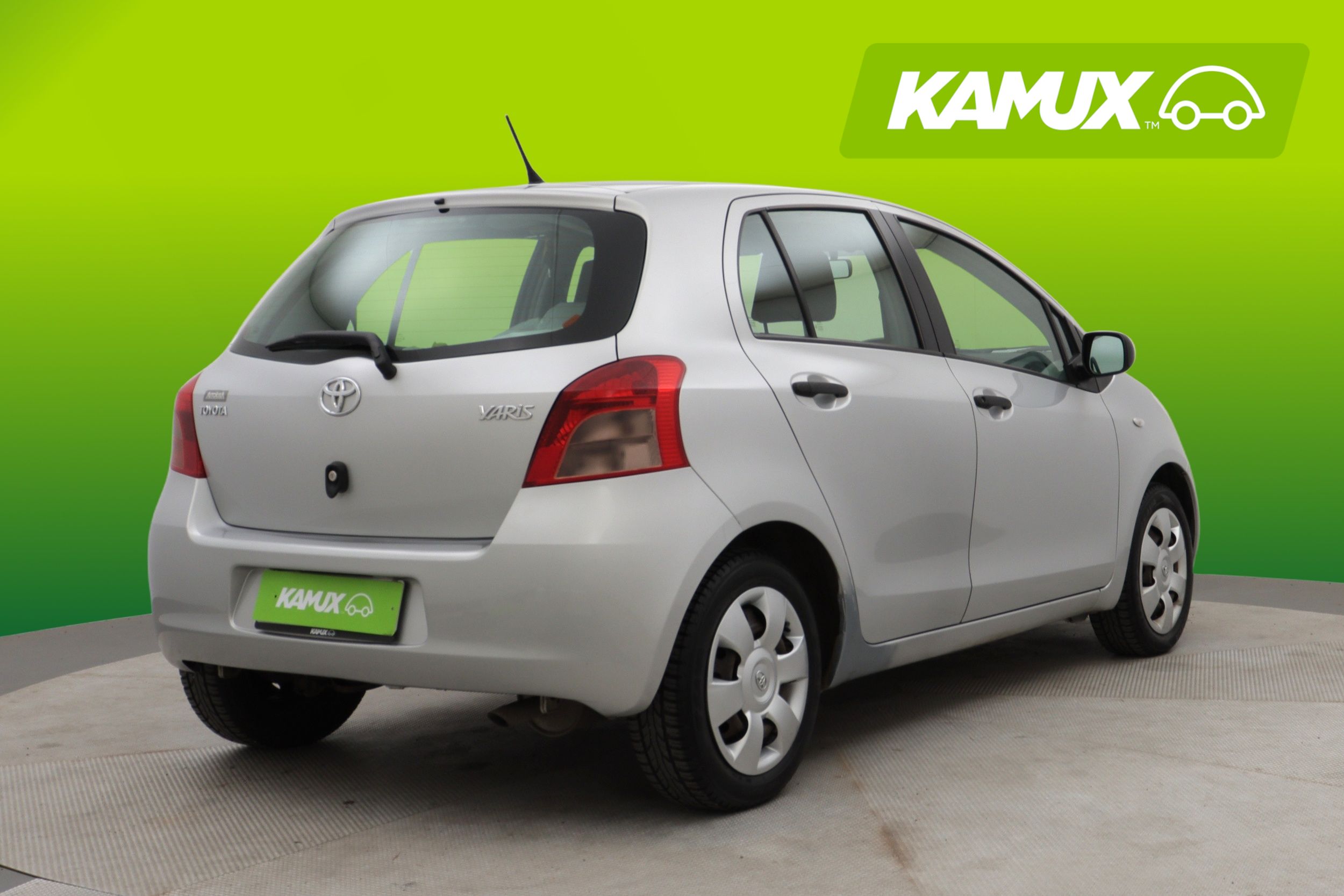 Toyota Yaris 1,3 VVT-i Linea Terra 5ov 2007, bild 3/24