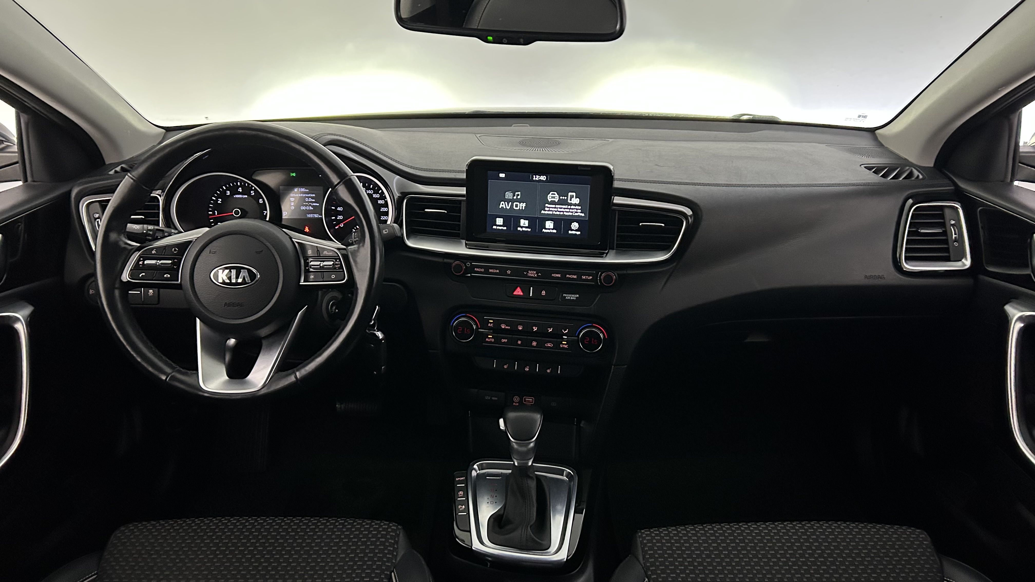 Kia Ceed 2019, bild 6/25