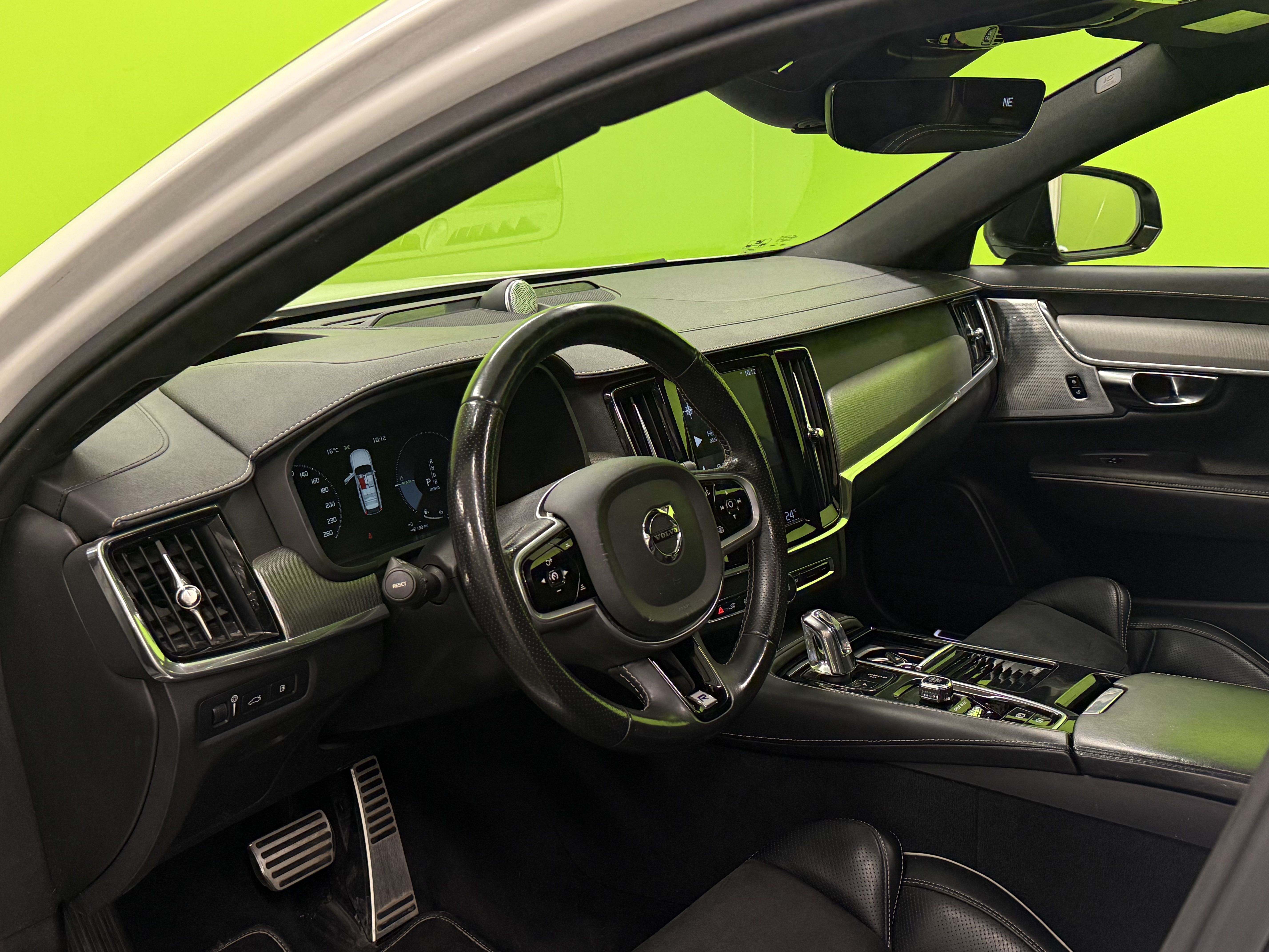 Volvo V90 T8 AWD R-Design aut 2017, bild 7/33