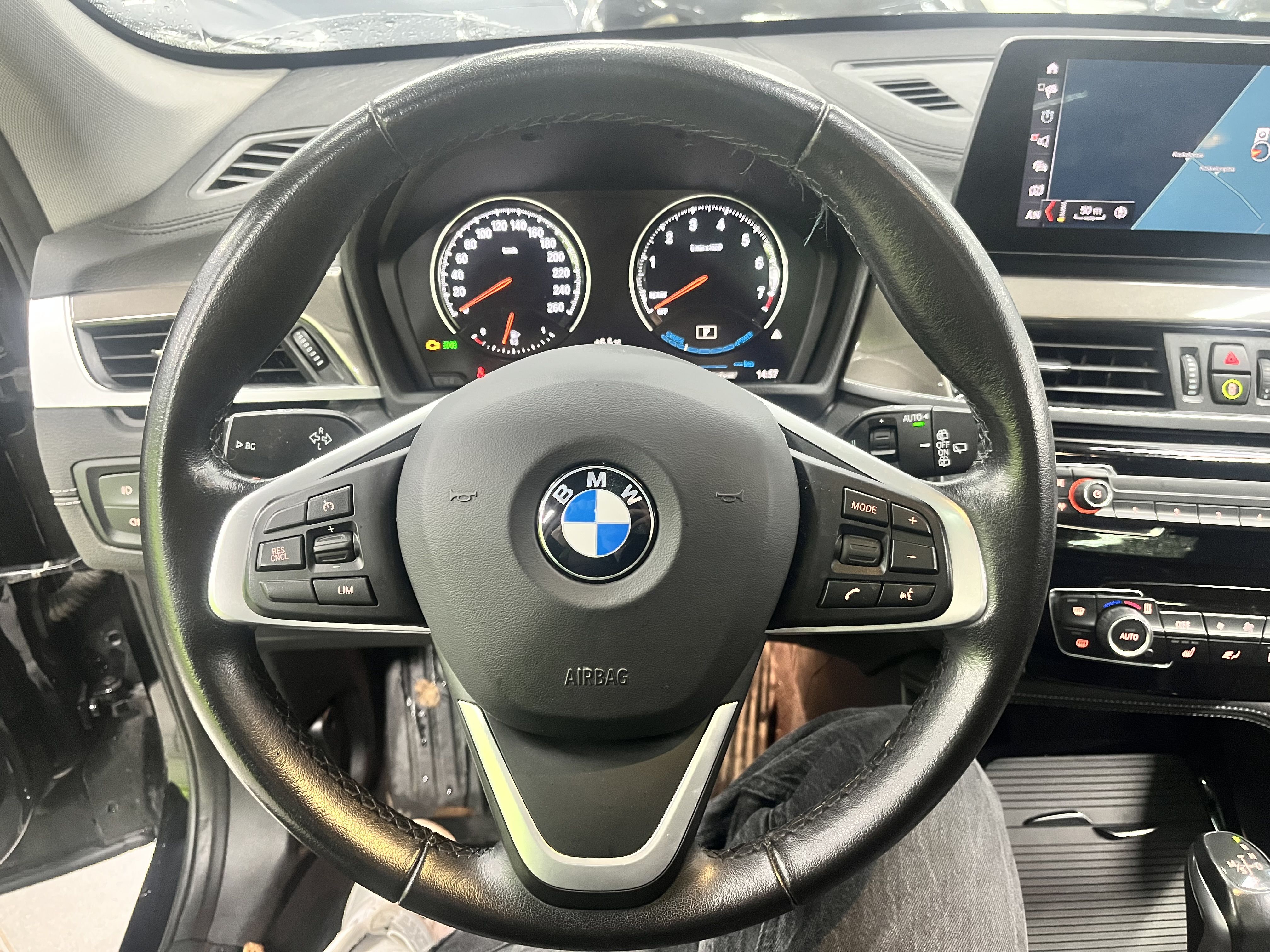 BMW X1 2020, bild 6/8