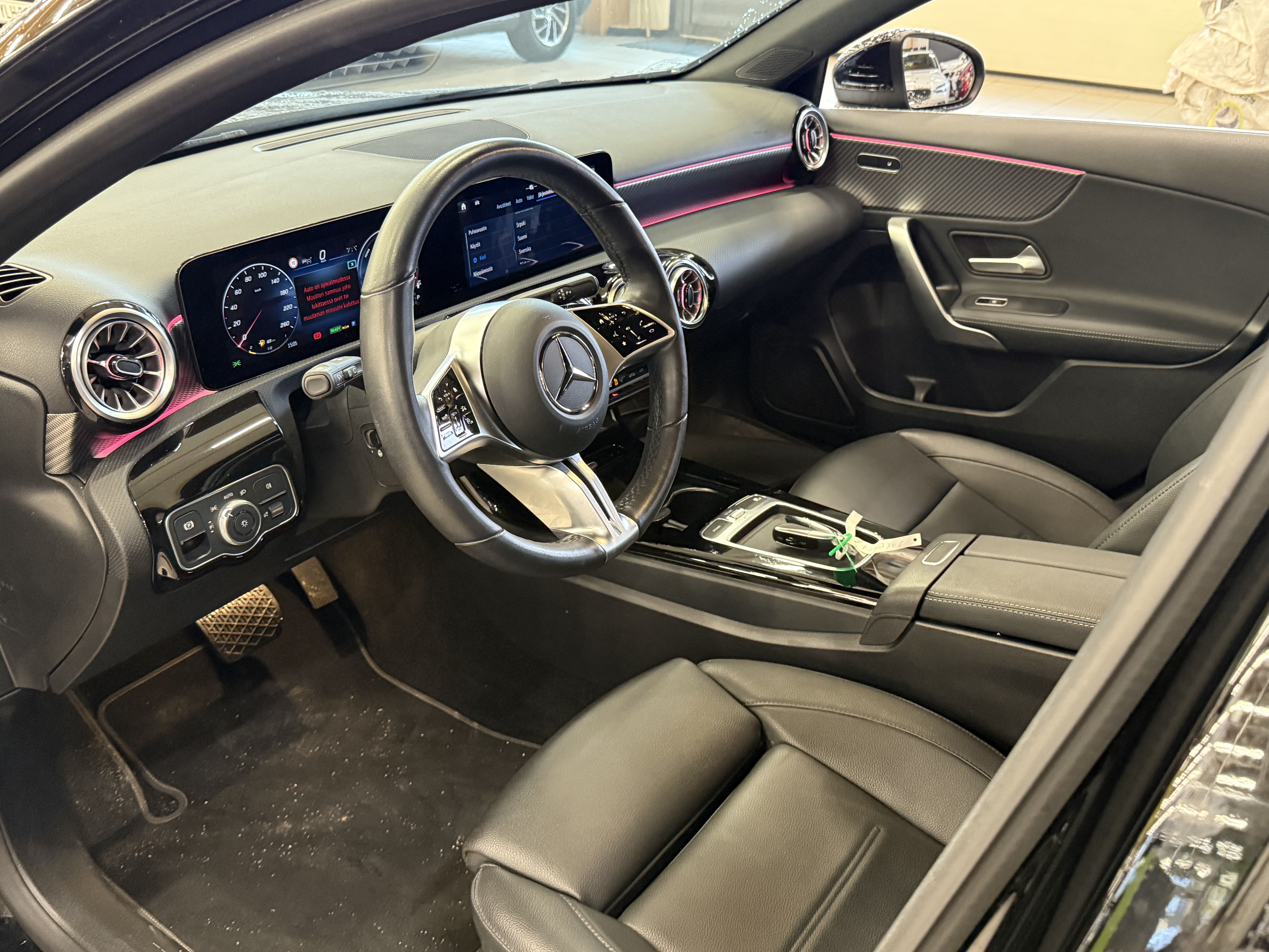 Mercedes-Benz A 250 e Progressive 2024, kuva 6/14