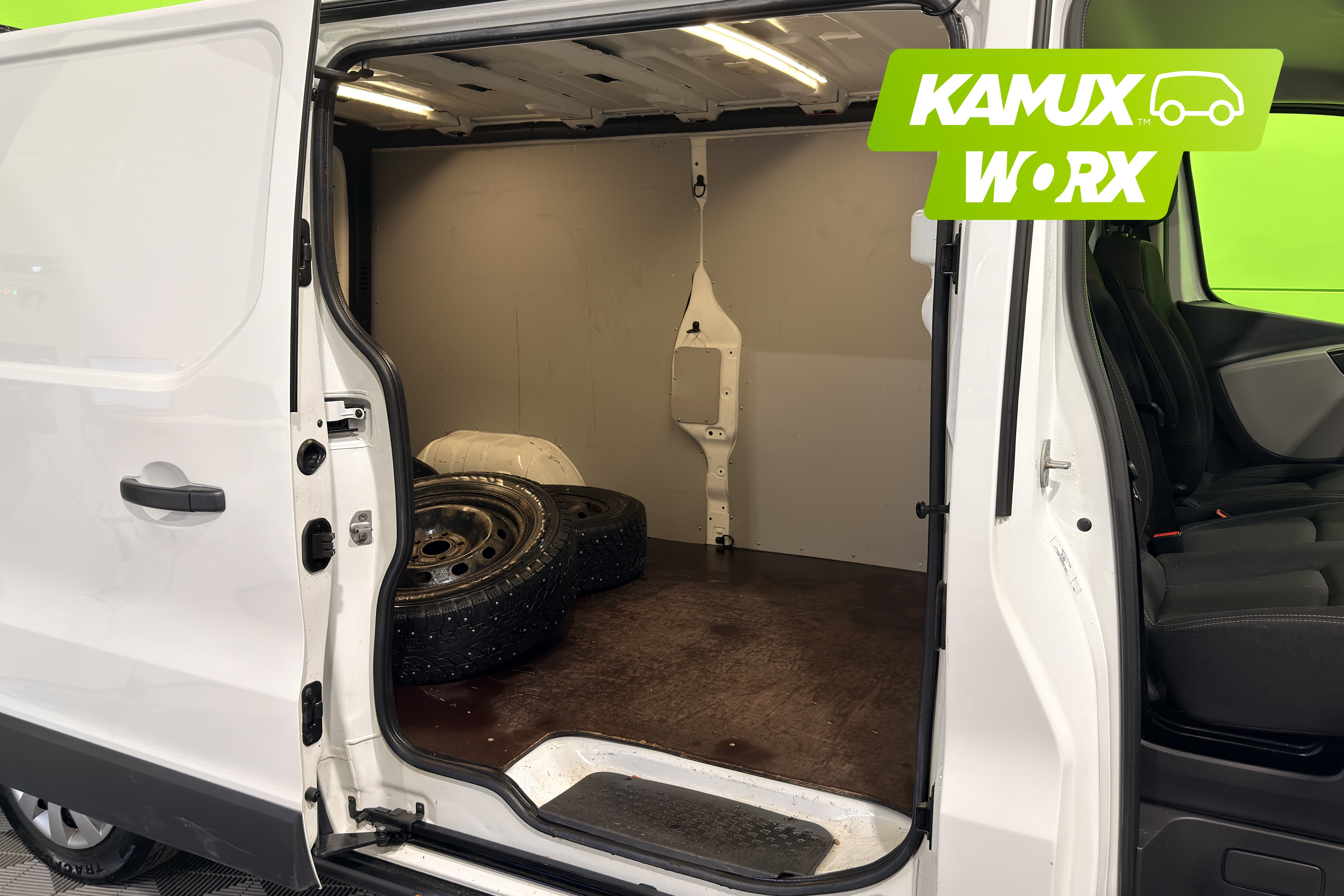 Nissan NV300 2020, bild 5/18