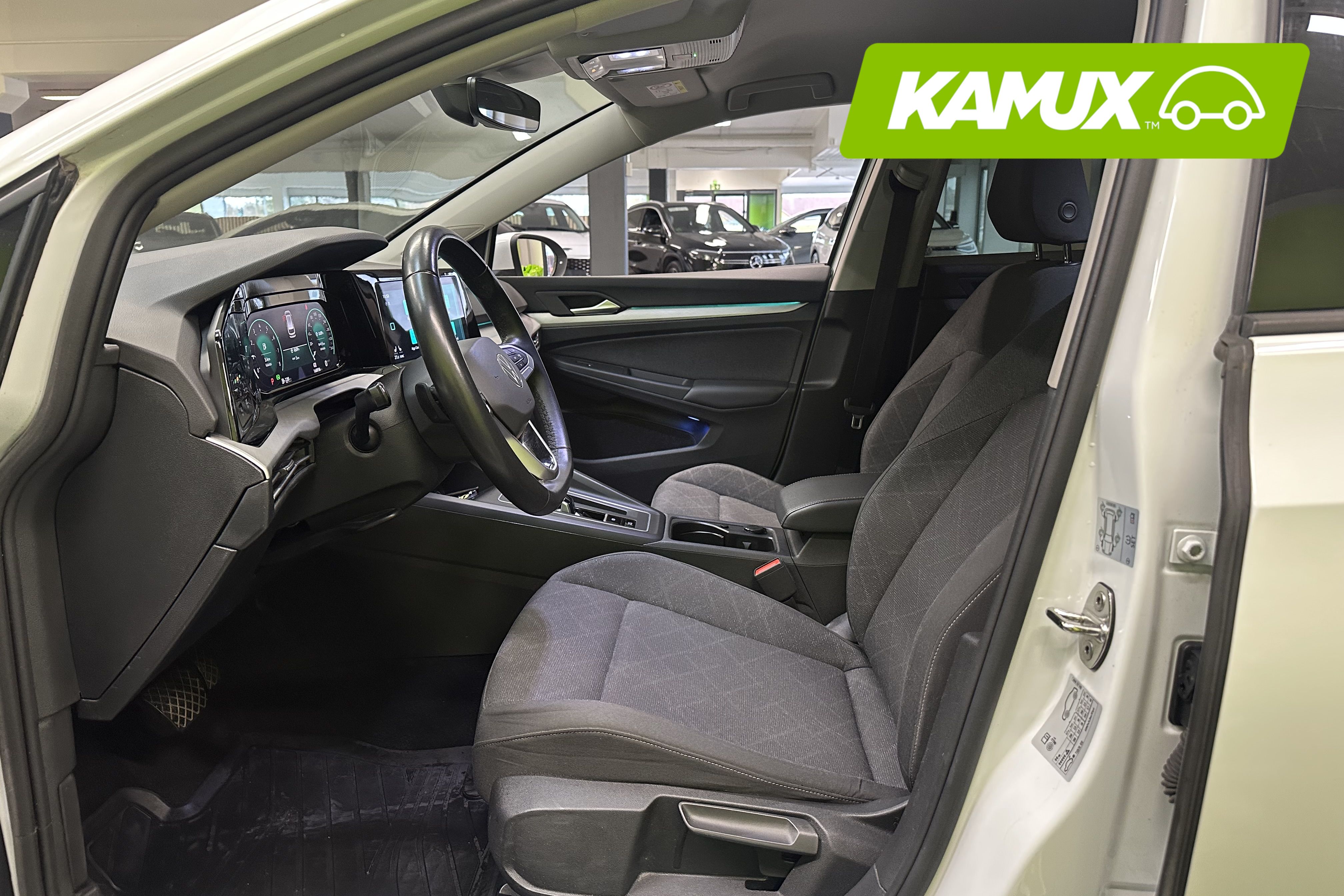 Volkswagen Golf 2023, kuva 7/20